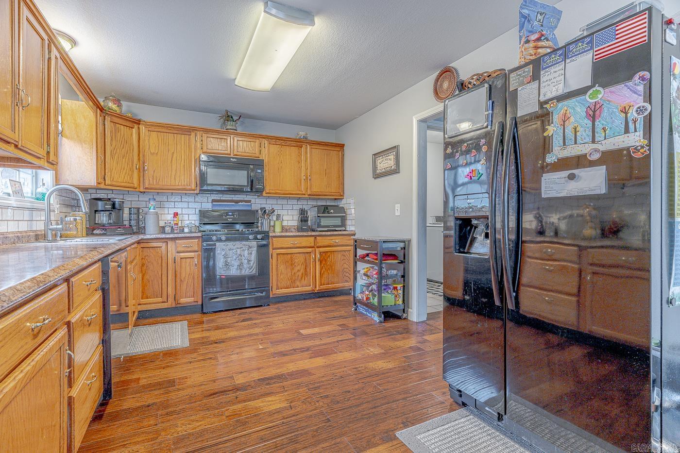 Photo 13 - Residential for sale – 80  Circle   Evening Shade, AR