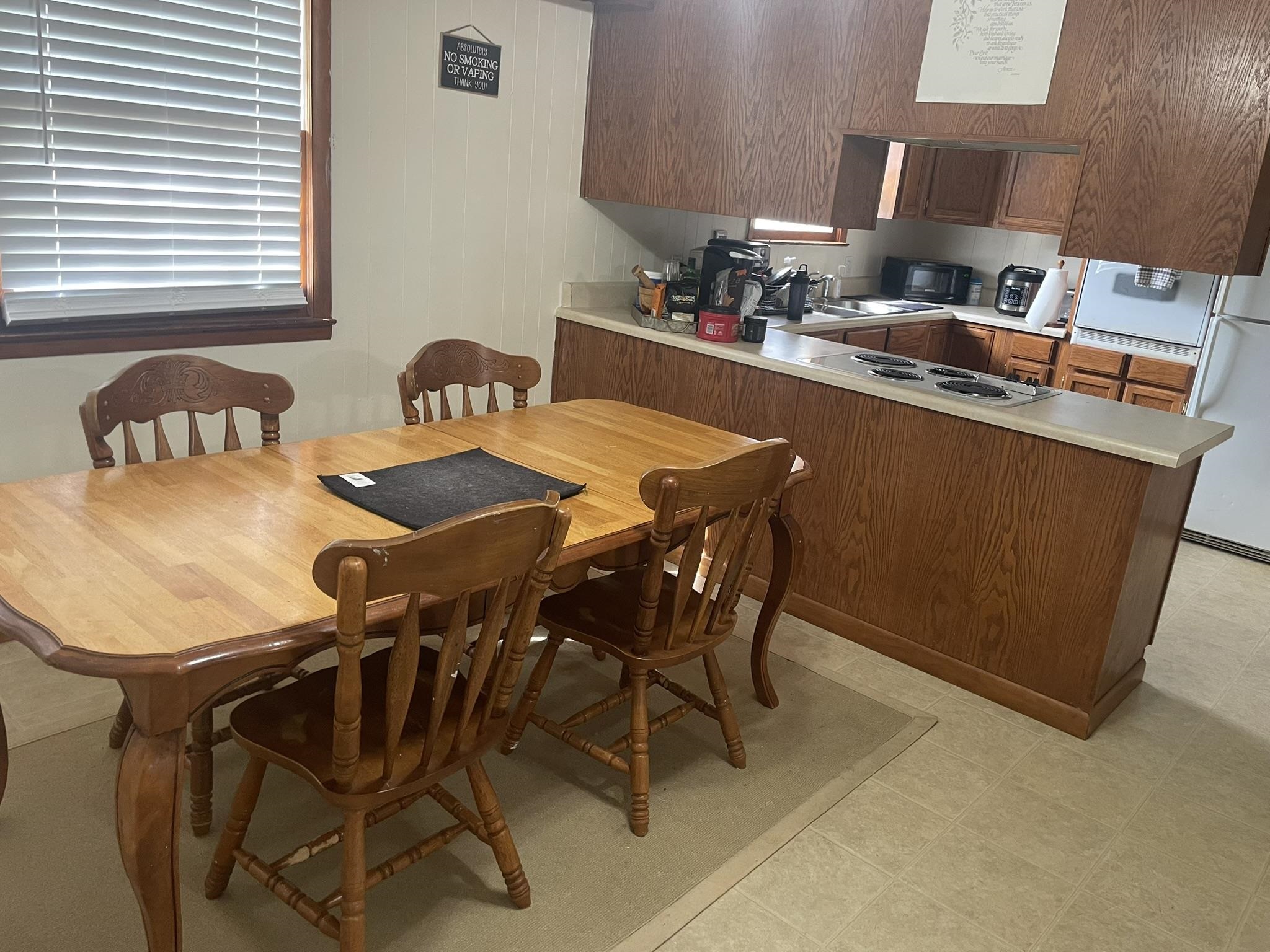 Photo 5 - Residential for sale – 82  West Main Street   Melbourne, AR