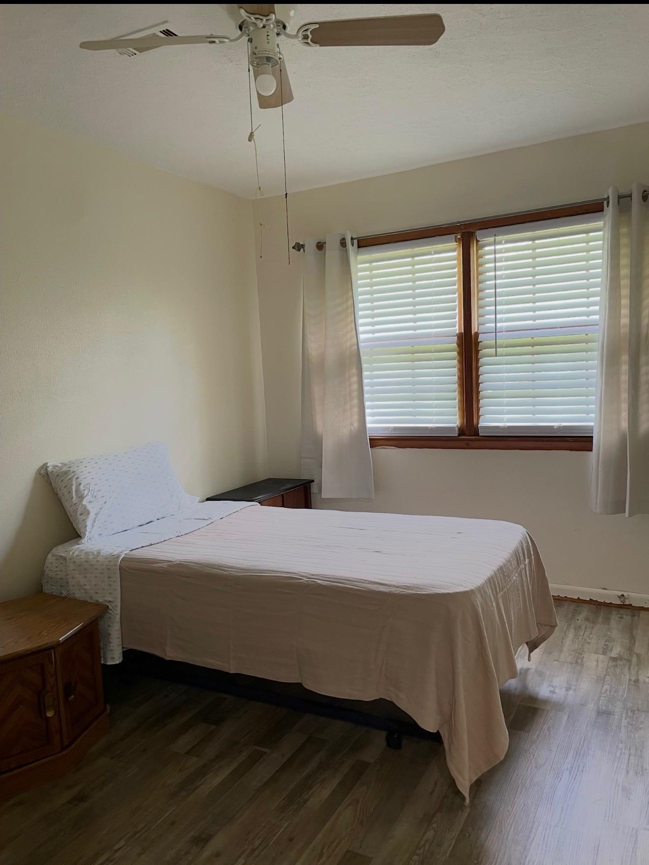 Photo 10 - Residential for sale – 82  West Main Street   Melbourne, AR