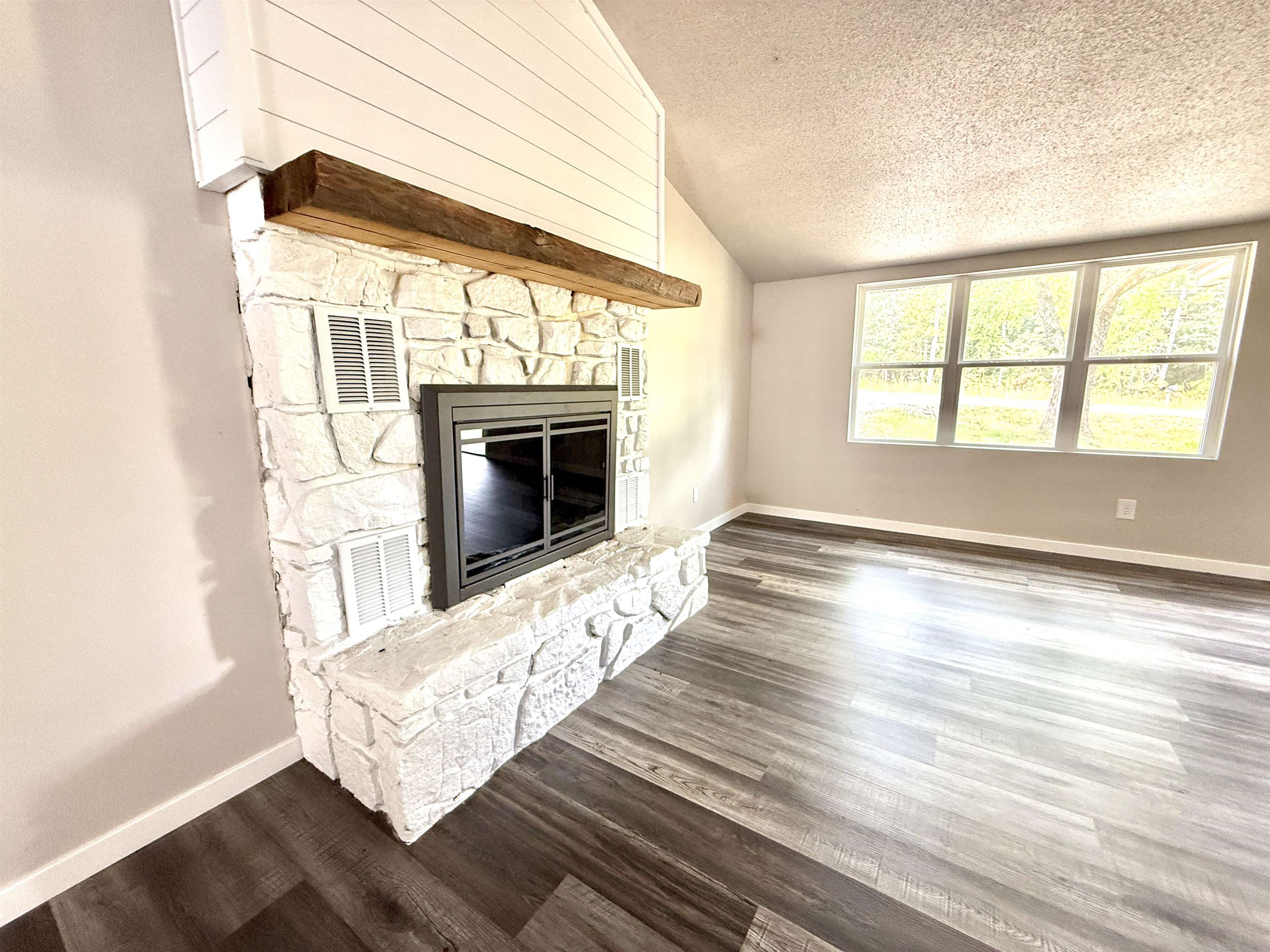 Photo 5 - Residential for sale – 4090  AR 56 Hwy   Brockwell, AR