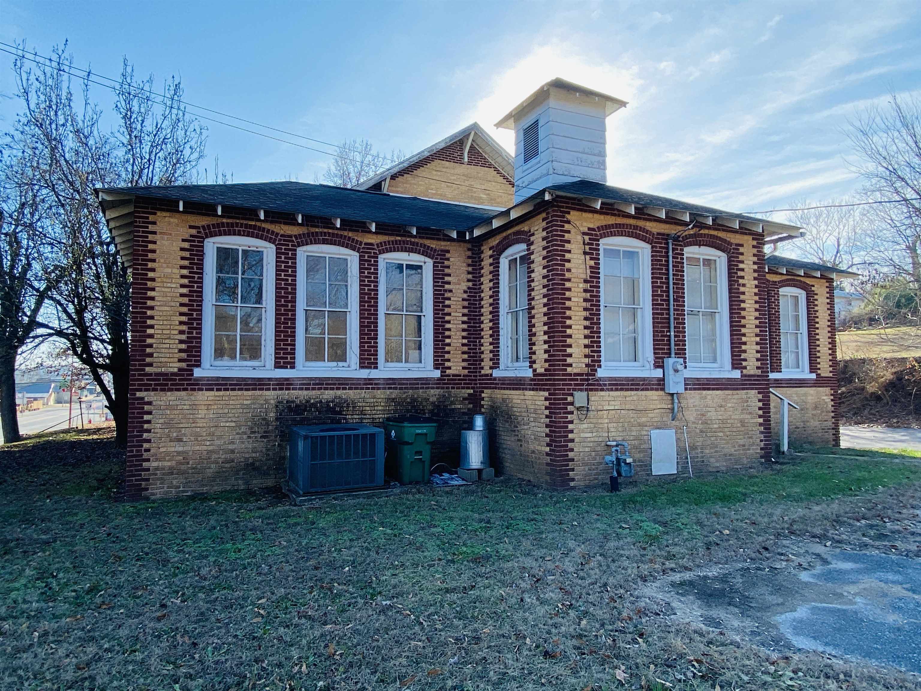 Photo 21 - Residential for sale – 15 W First   Calico Rock, AR