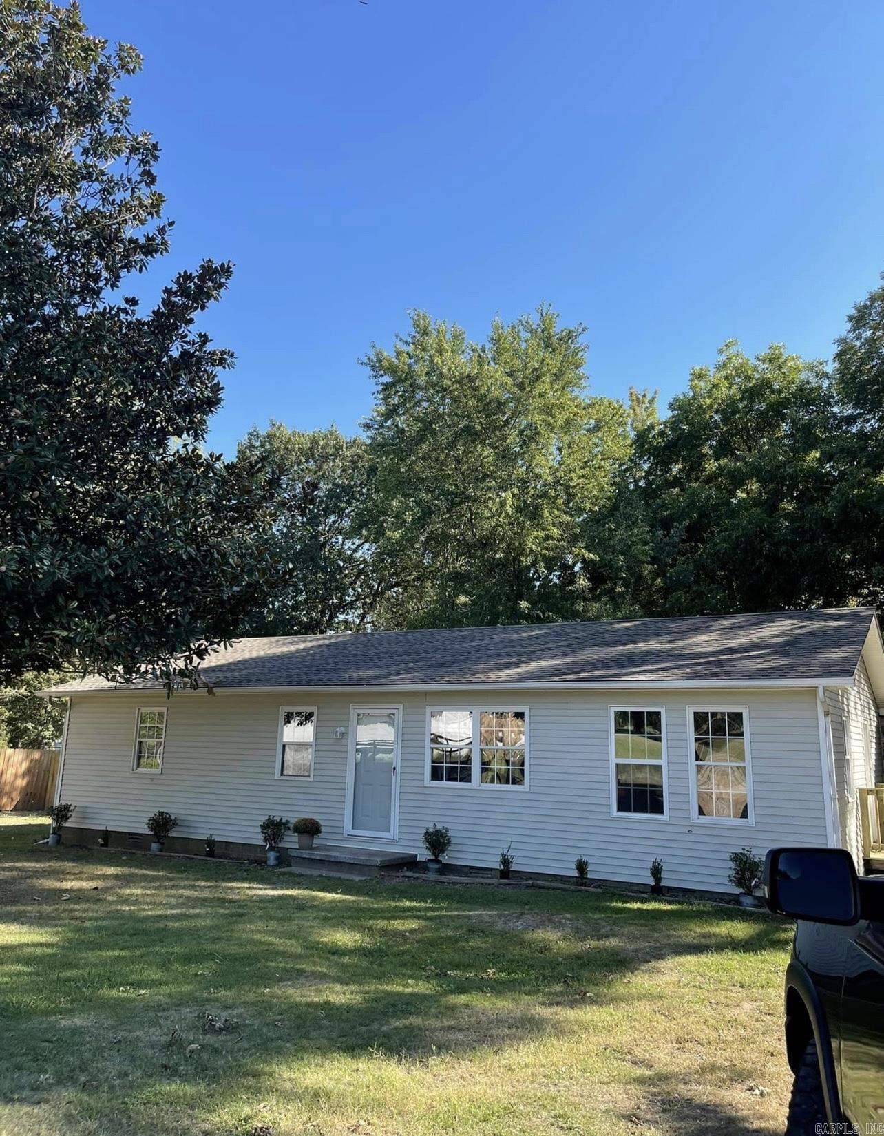 Photo 3 - Residential for sale – 180  Broadway   Sulphur Rock, AR