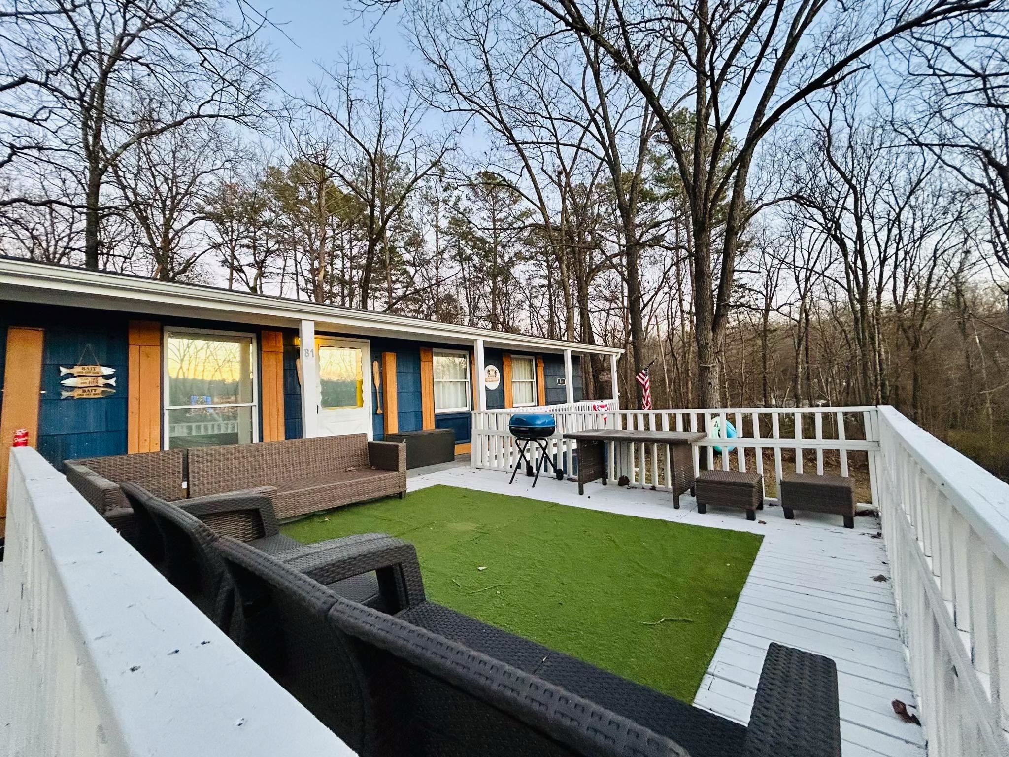 Residential for sale – 81 E Lakeshore   Cherokee Village, AR