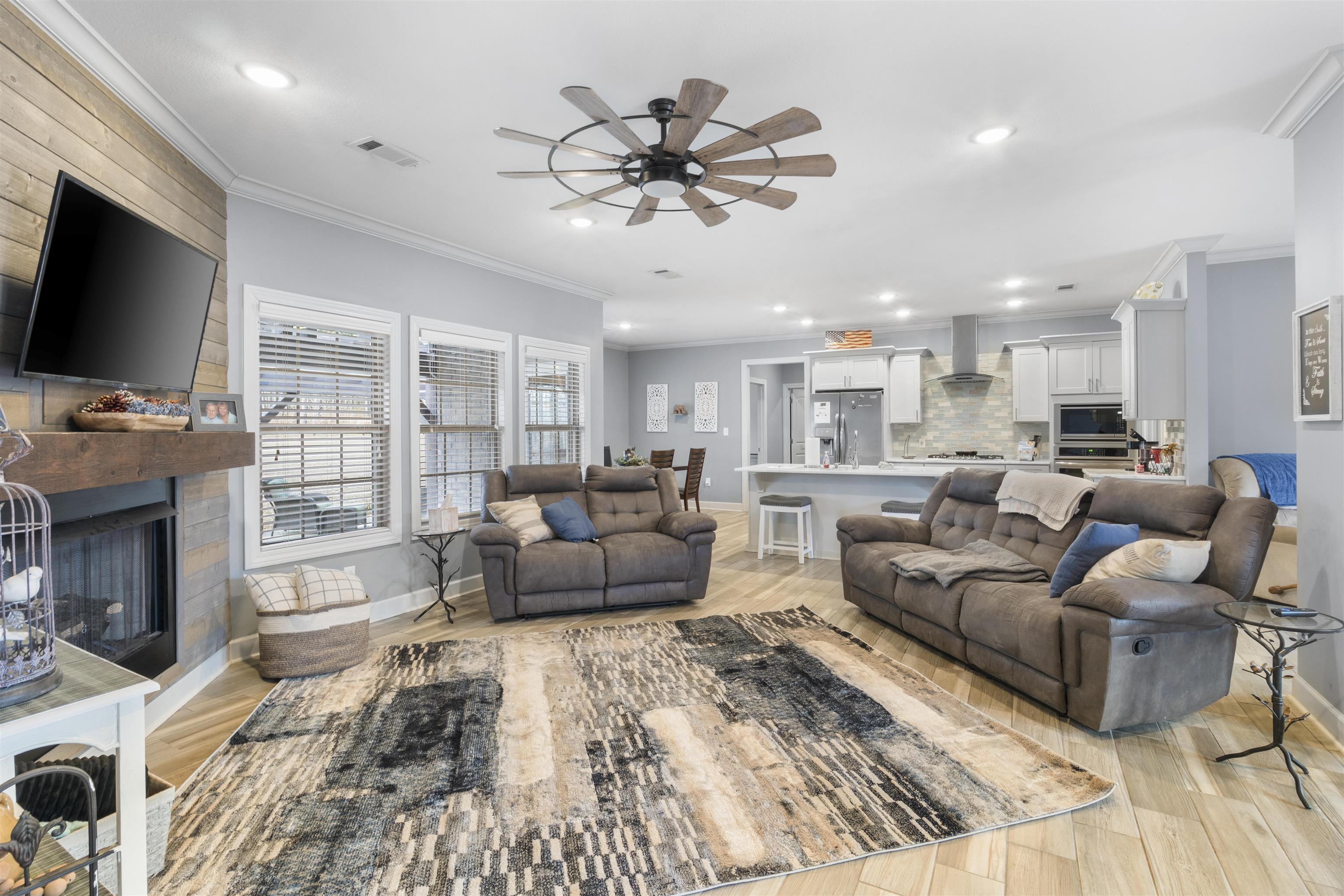 Photo 4 - Residential for sale – 338  Sallie Lane   Melbourne, AR