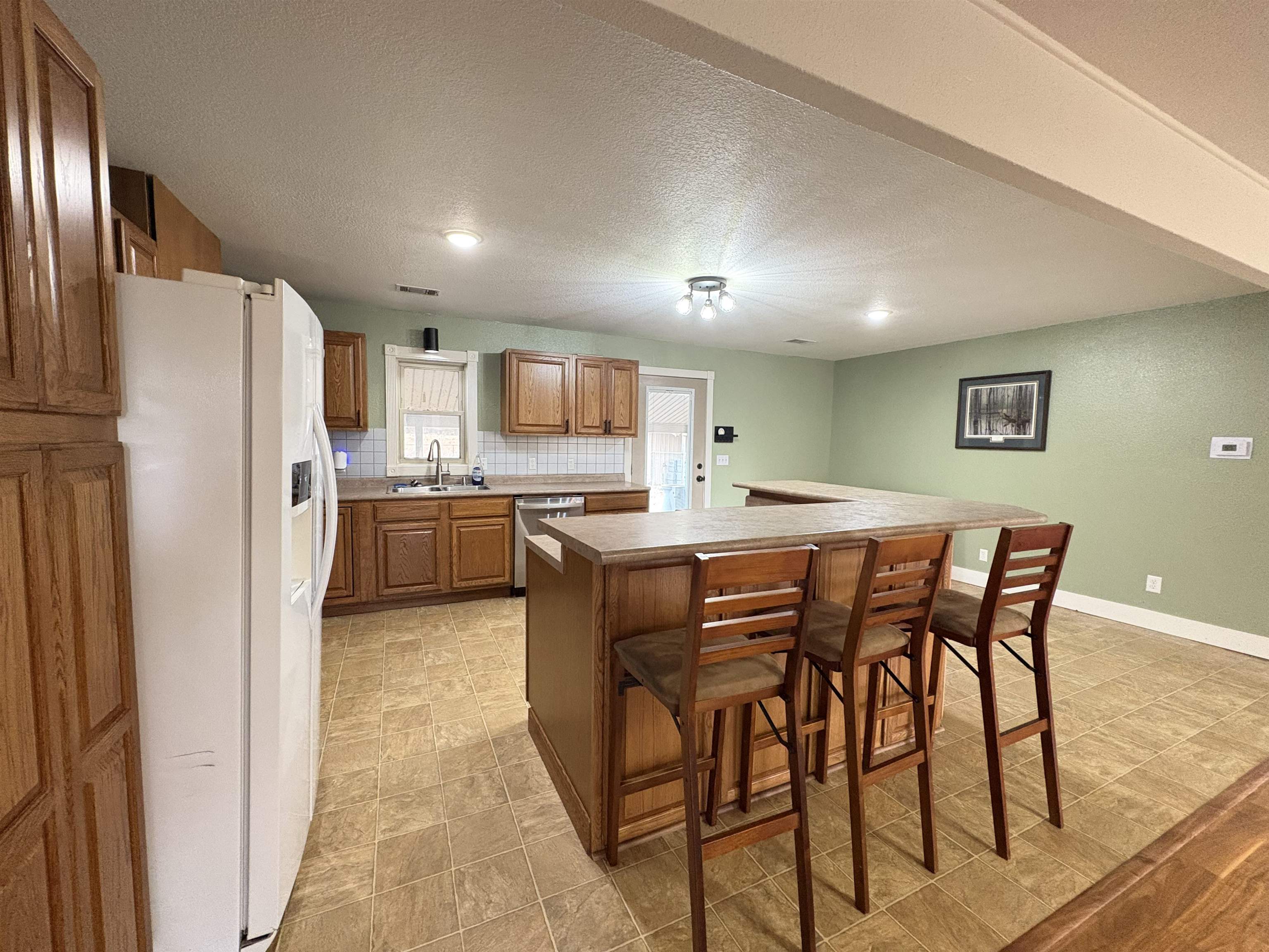 Photo 3 - Residential for sale – 305  Norris   Batesville, AR