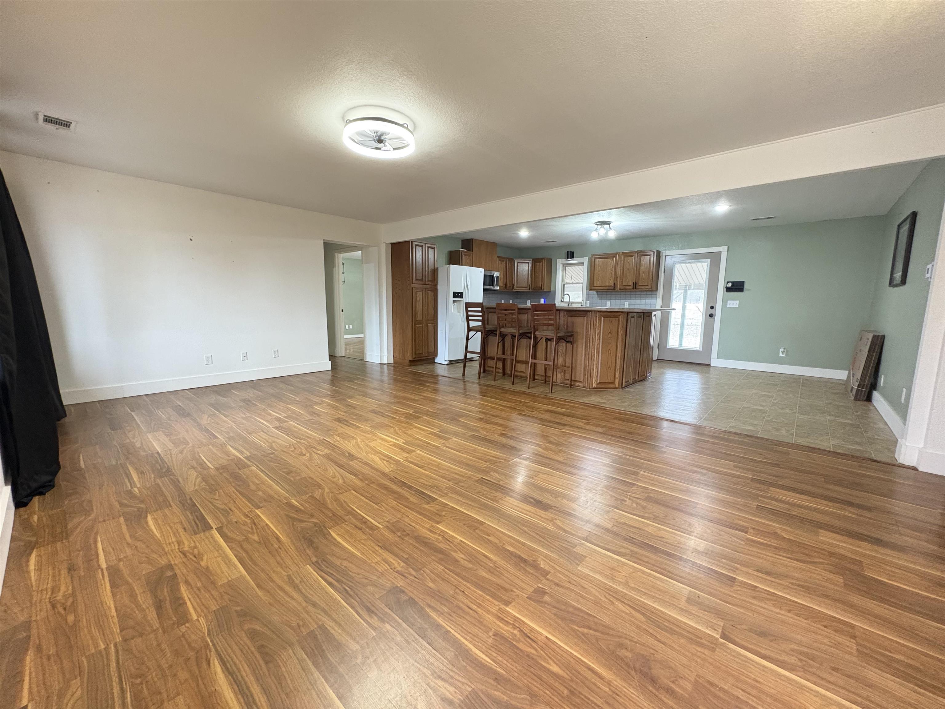 Photo 5 - Residential for sale – 305  Norris   Batesville, AR