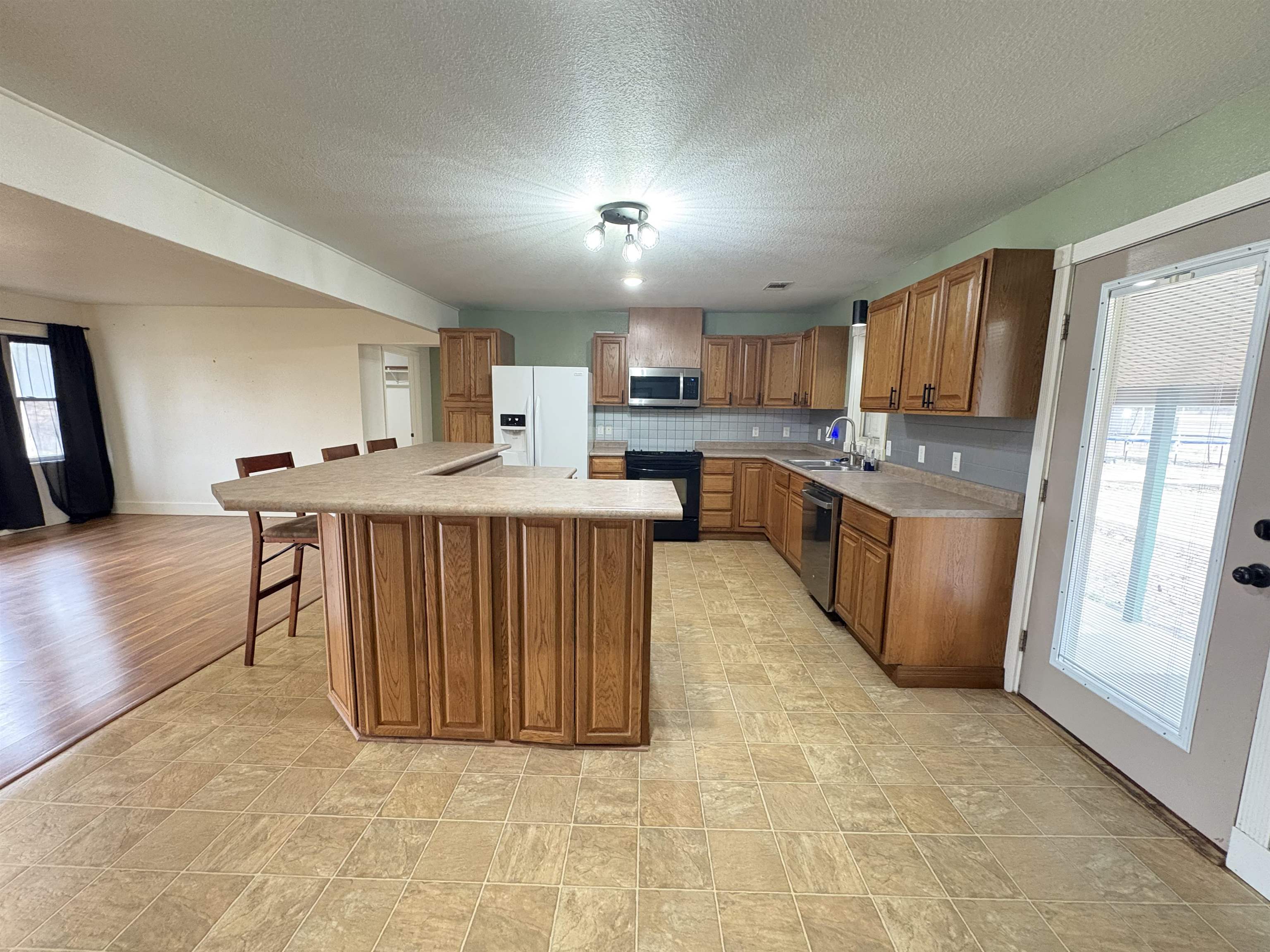 Photo 6 - Residential for sale – 305  Norris   Batesville, AR