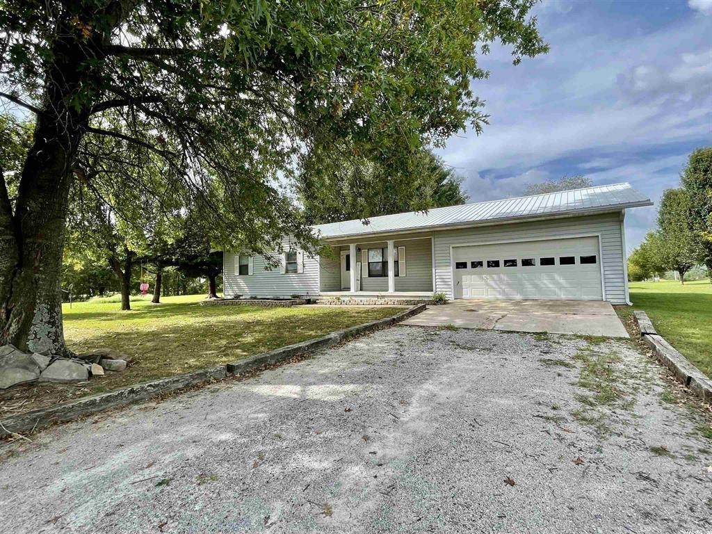 Photo 17 - Residential for sale – 143  Chaney Drive   Melbourne, AR