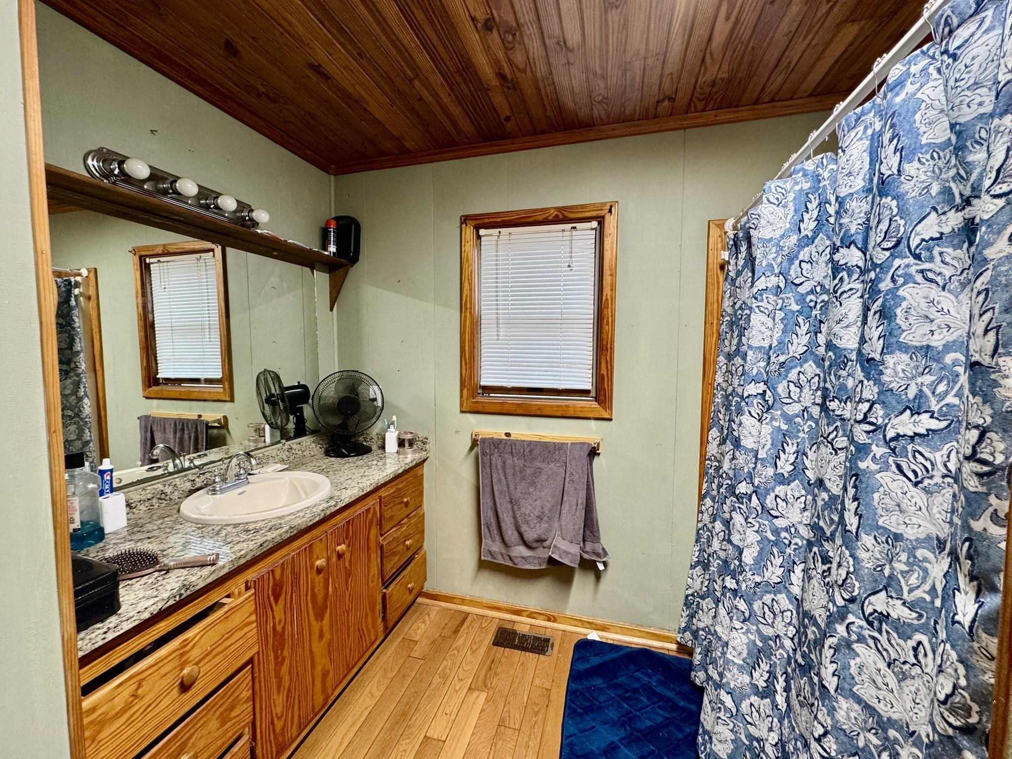 Photo 15 - Residential for sale – 404  Bone Island Road   Melbourne, AR