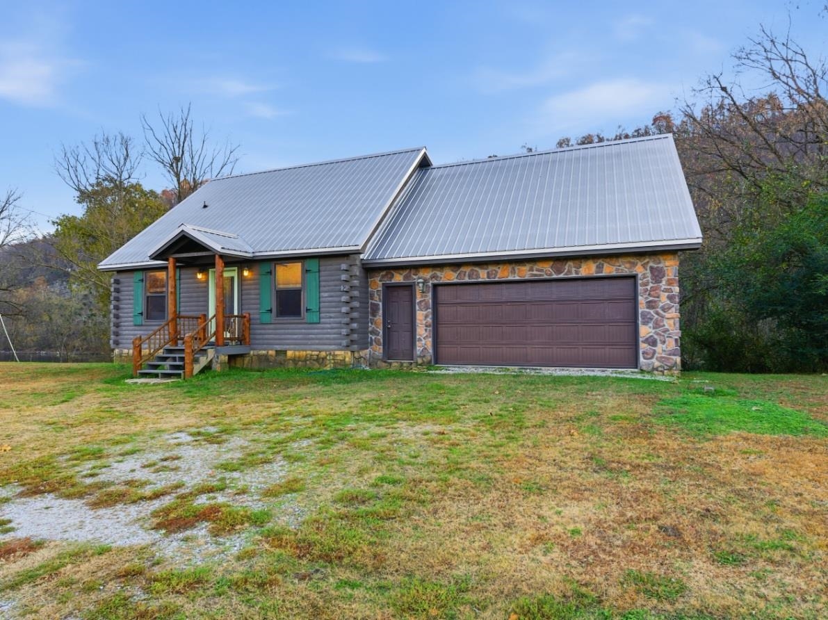 Photo 5 - Residential for sale – 908 S Riverview 832 S Riverview Lane  Mountain View, AR