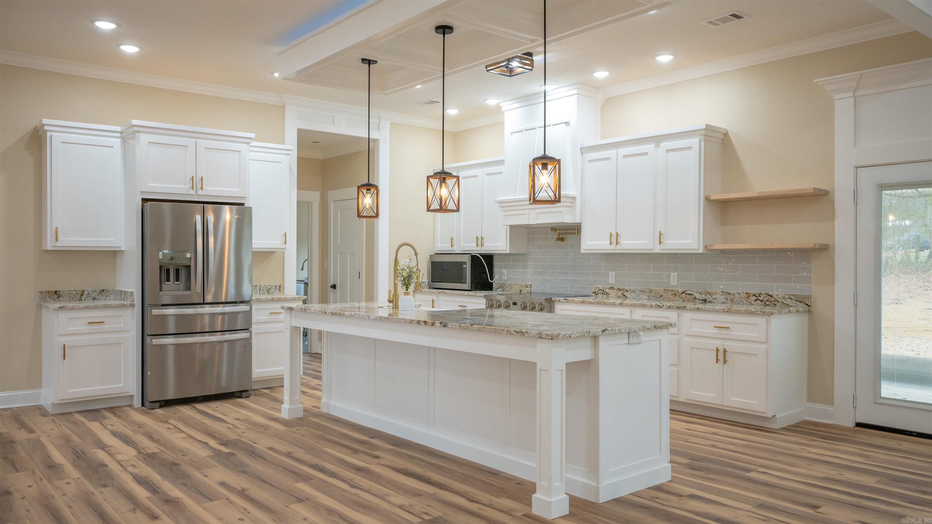 Photo 11 - Residential for sale – 1867  Locust Grove Rd   Batesville, AR