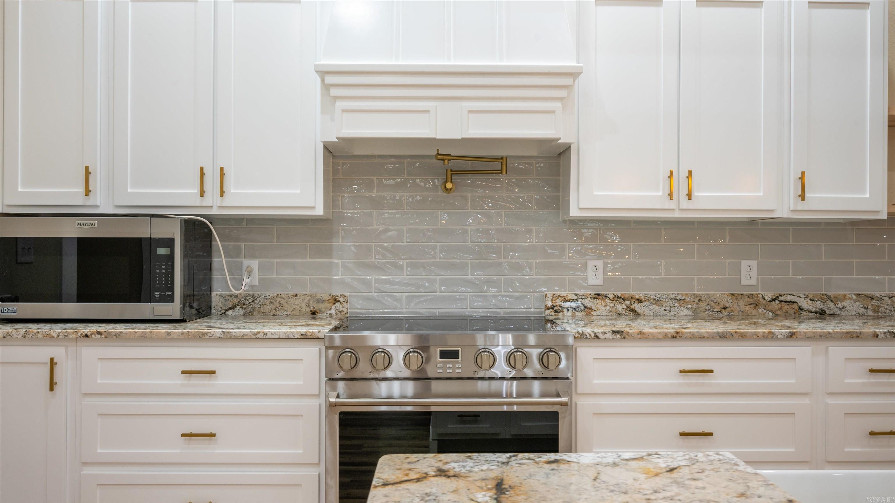 Photo 15 - Residential for sale – 1867  Locust Grove Rd   Batesville, AR