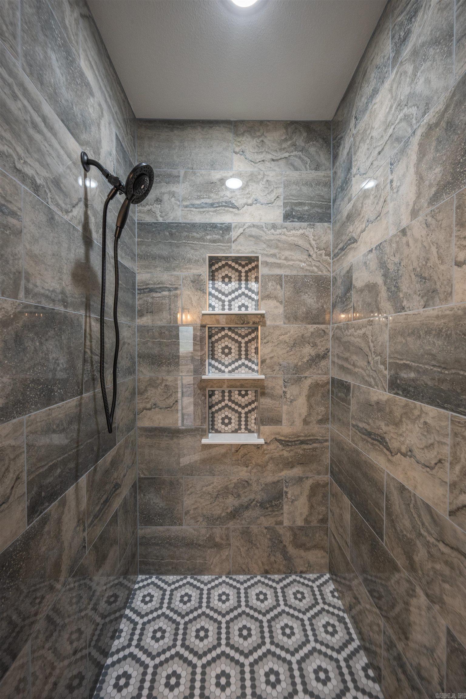 Photo 23 - Residential for sale – 1867  Locust Grove Rd   Batesville, AR