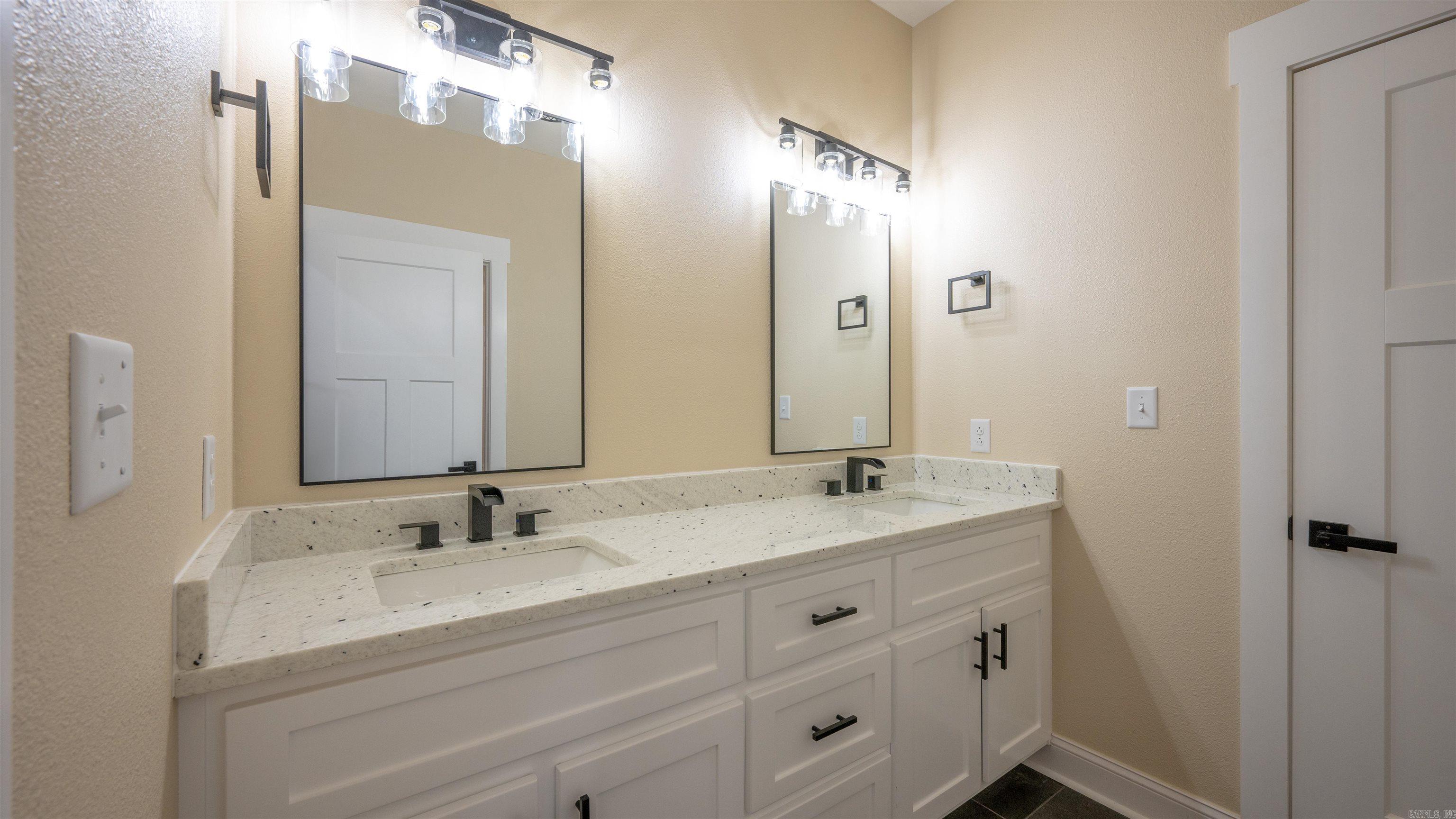 Photo 35 - Residential for sale – 1867  Locust Grove Rd   Batesville, AR