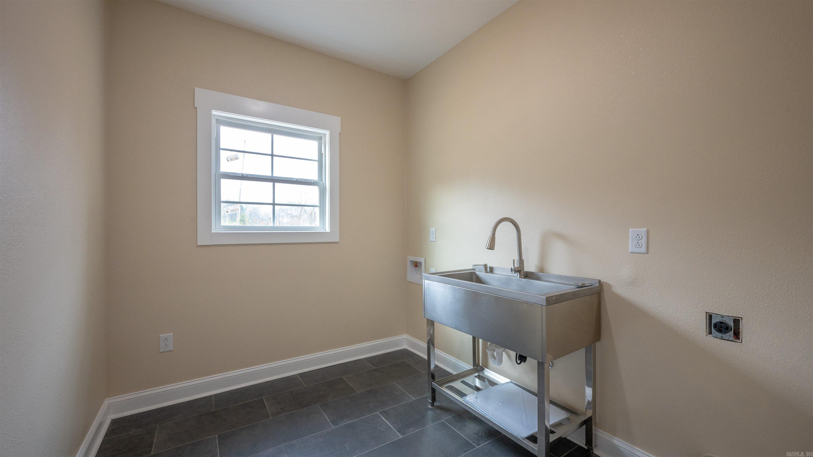 Photo 38 - Residential for sale – 1867  Locust Grove Rd   Batesville, AR