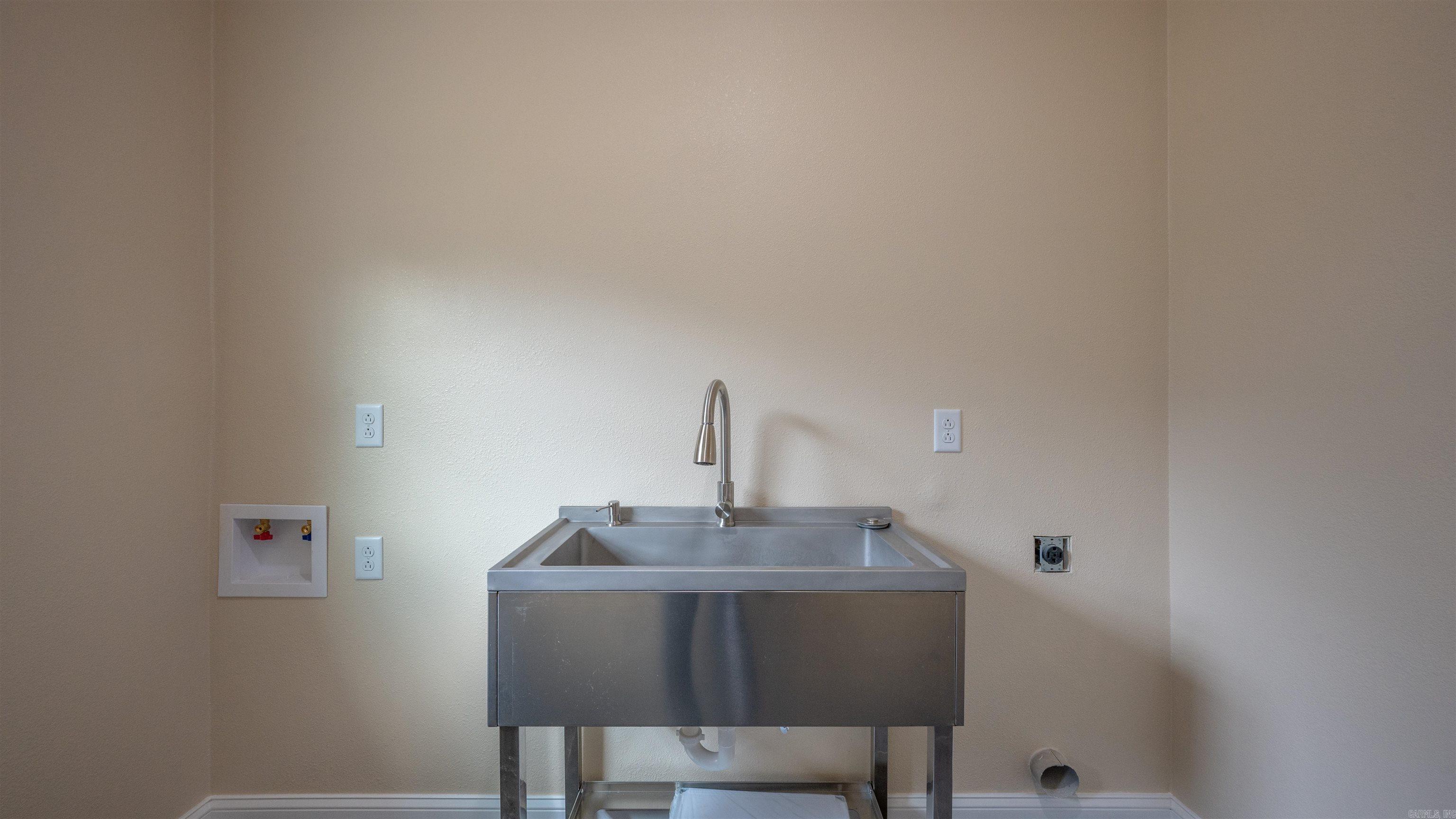 Photo 39 - Residential for sale – 1867  Locust Grove Rd   Batesville, AR