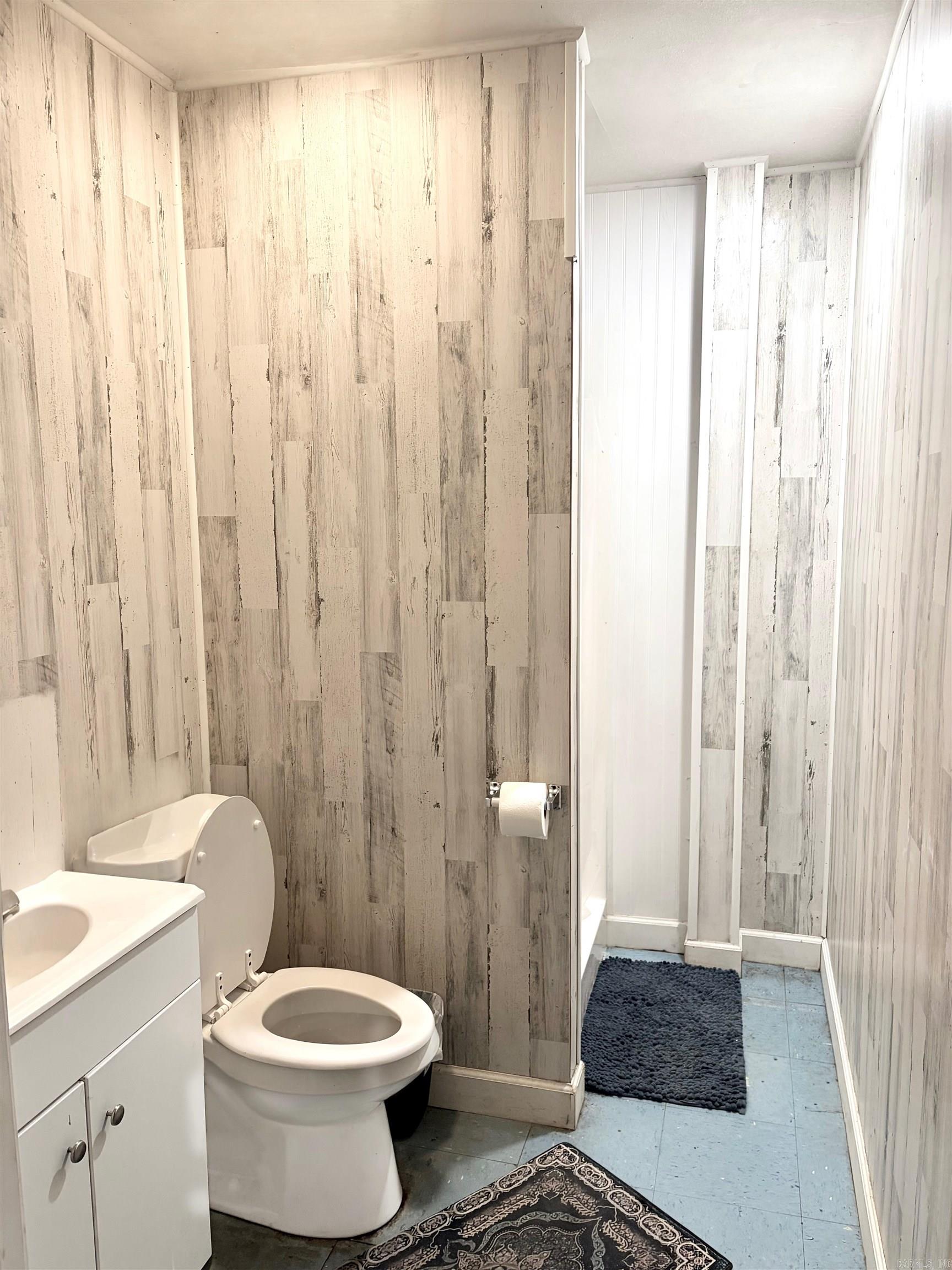 Photo 8 - Multi-Family for sale – 3809  Batesville Blvd   Batesville, AR