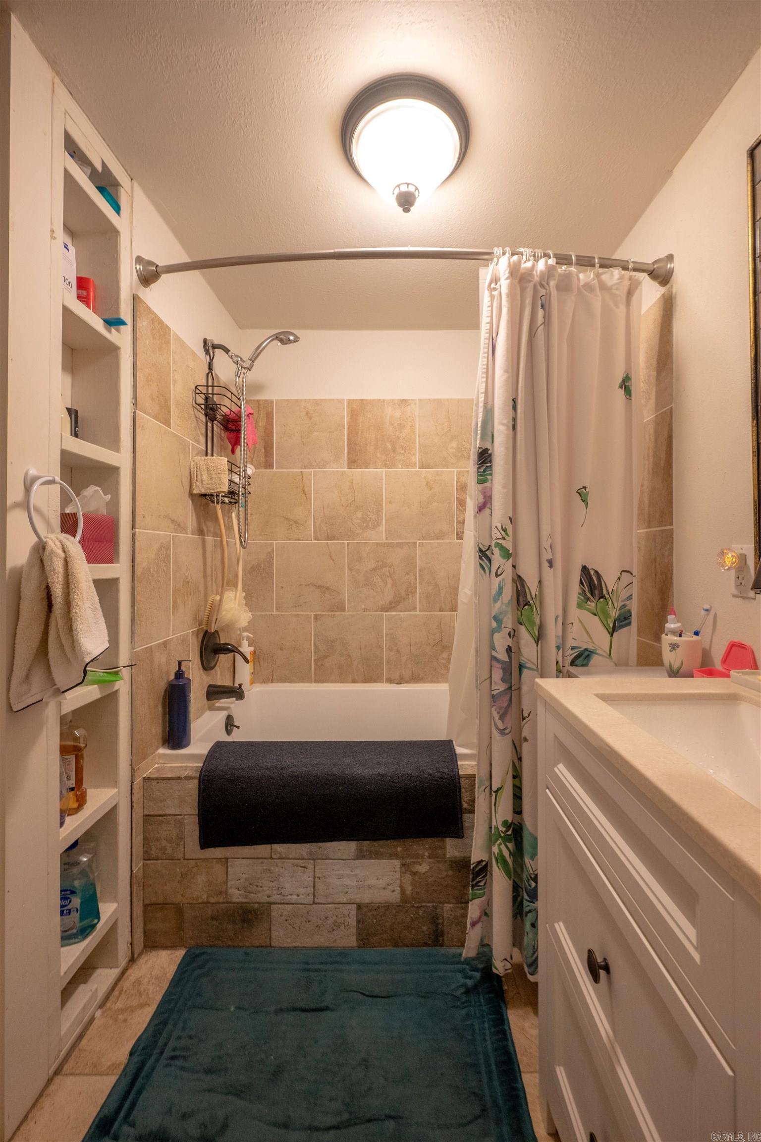 Photo 12 - Residential for sale – 2920  Cave Creek   Batesville, AR