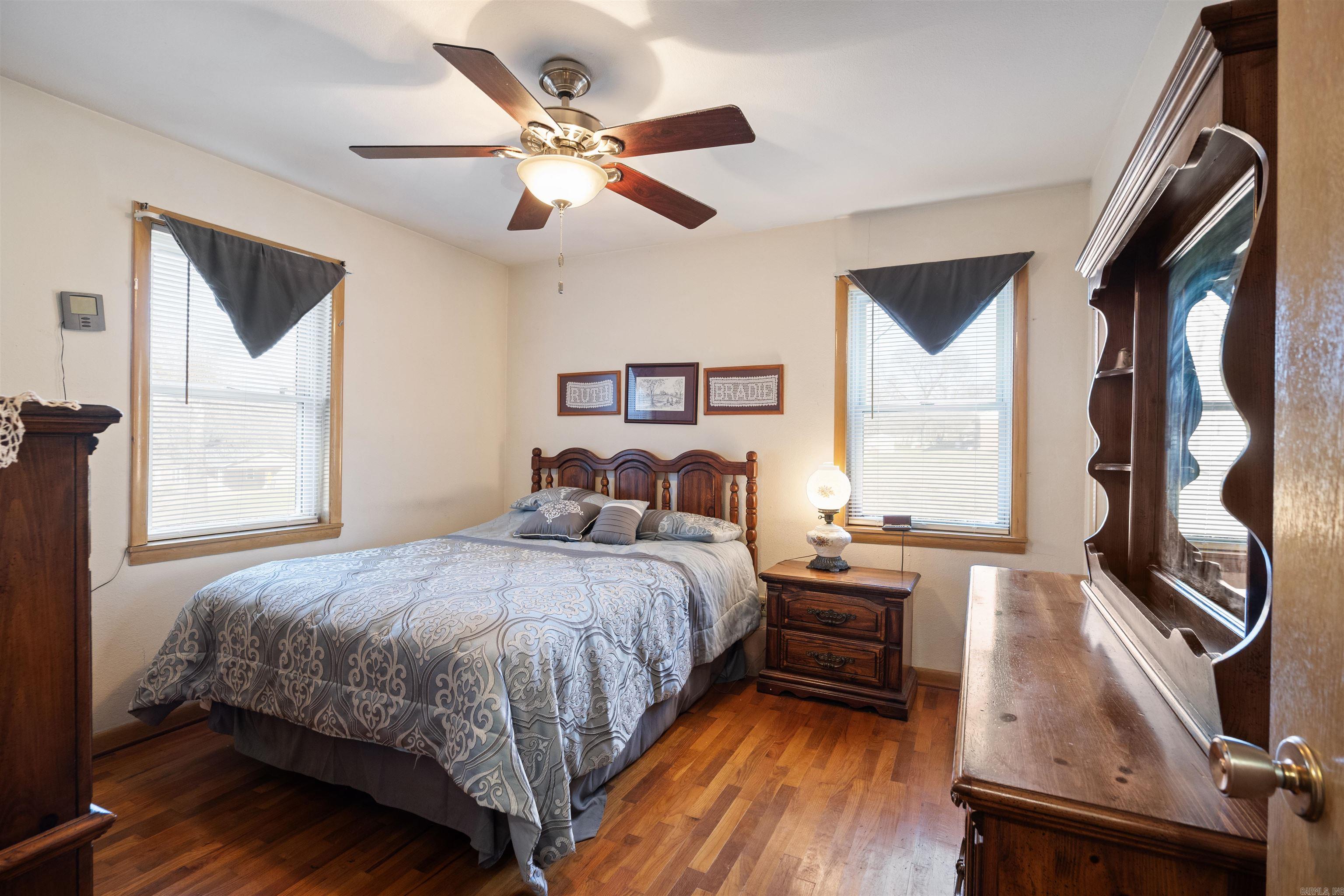 Photo 9 - Residential for sale – 657 N Locust St   Newark, AR