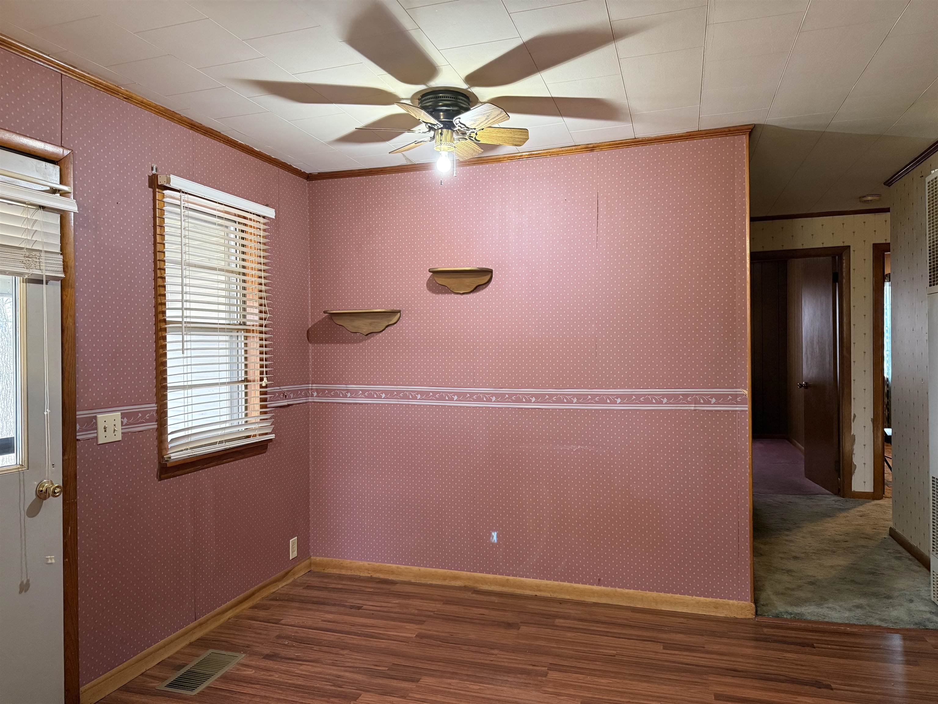 Photo 5 - Residential for sale – 37  Park Circle   Evening Shade, AR