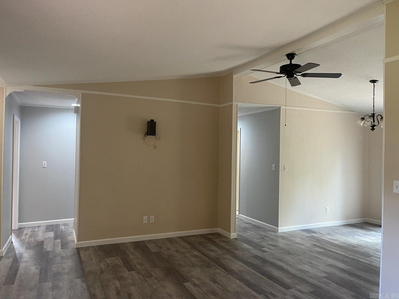 Photo 18 - Residential for sale – 302 E Church   Horseshoe Bend, AR