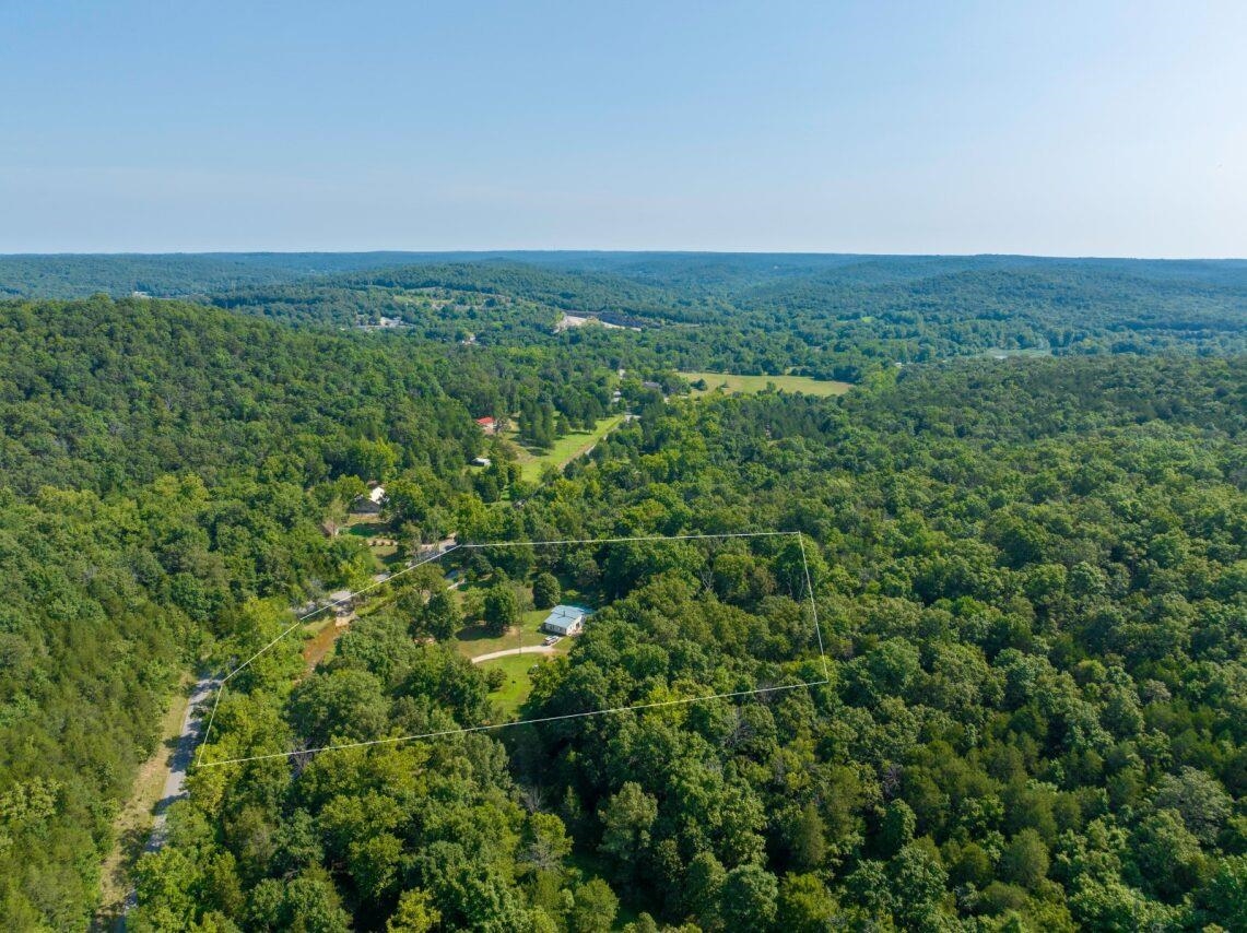 Photo 14 - Residential for sale – 218  River   Hardy, AR