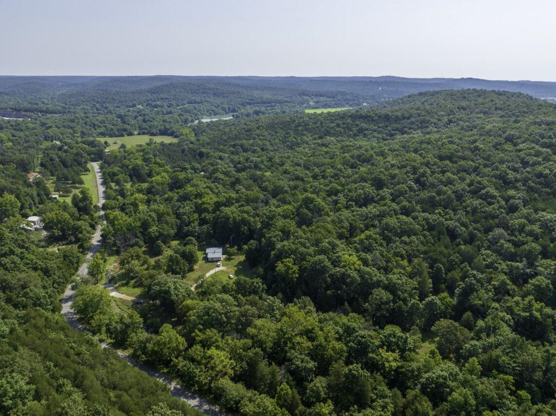 Photo 15 - Residential for sale – 218  River   Hardy, AR