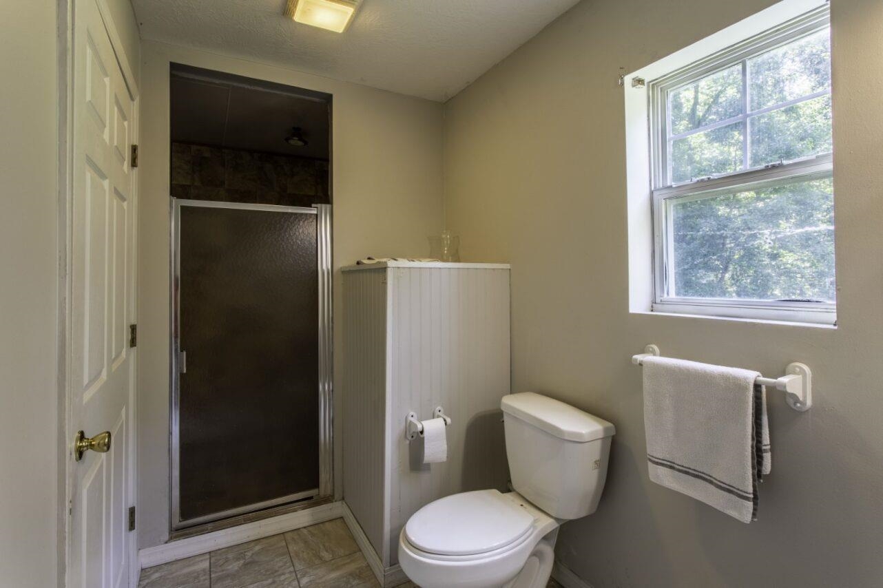 Photo 10 - Residential for sale – 218  River   Hardy, AR