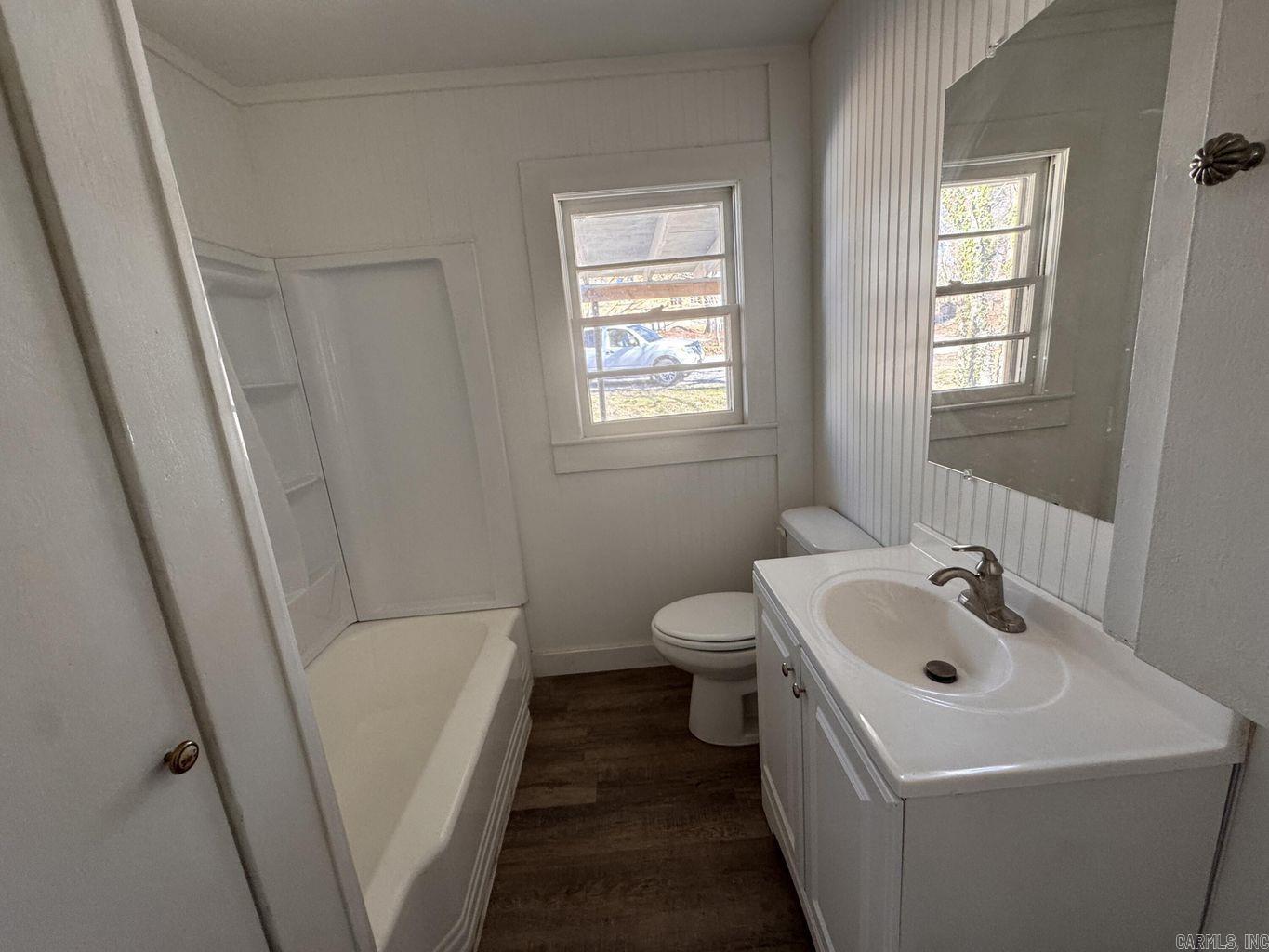 Photo 13 - Residential for sale – 805  Vine   Batesville, AR