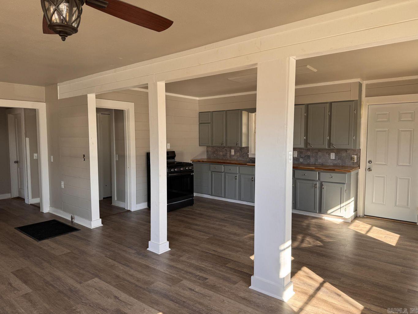 Photo 6 - Residential for sale – 805  Vine   Batesville, AR