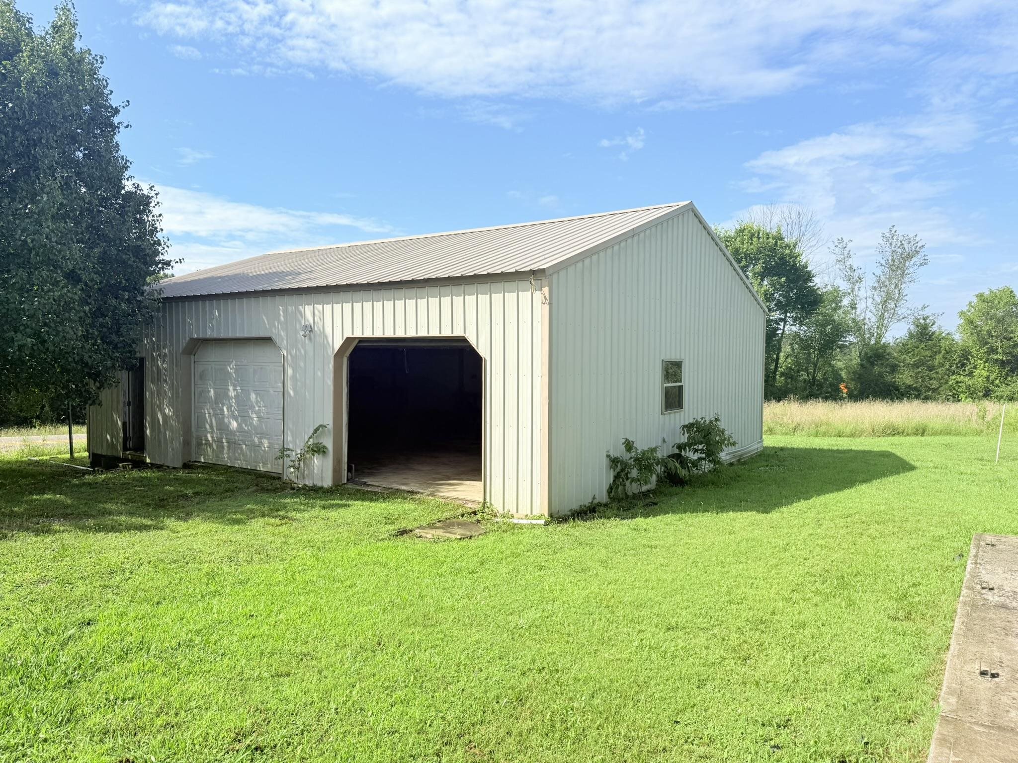 Photo 14 - Residential for sale – 6145  Hwy 9 South   Salem, AR