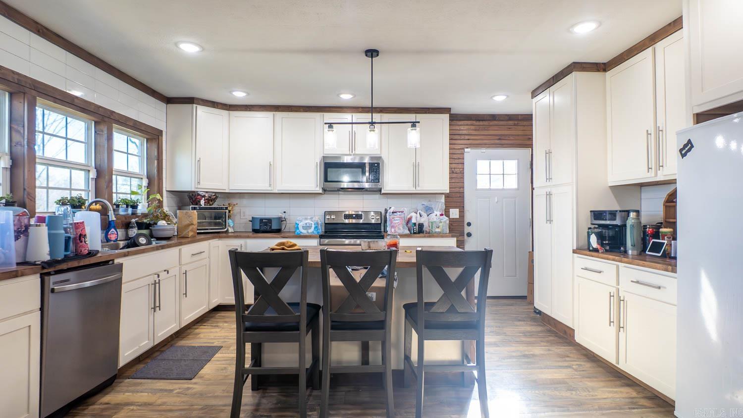 Photo 16 - Residential for sale – 720  Archer Avenue   Mammoth Spring, AR