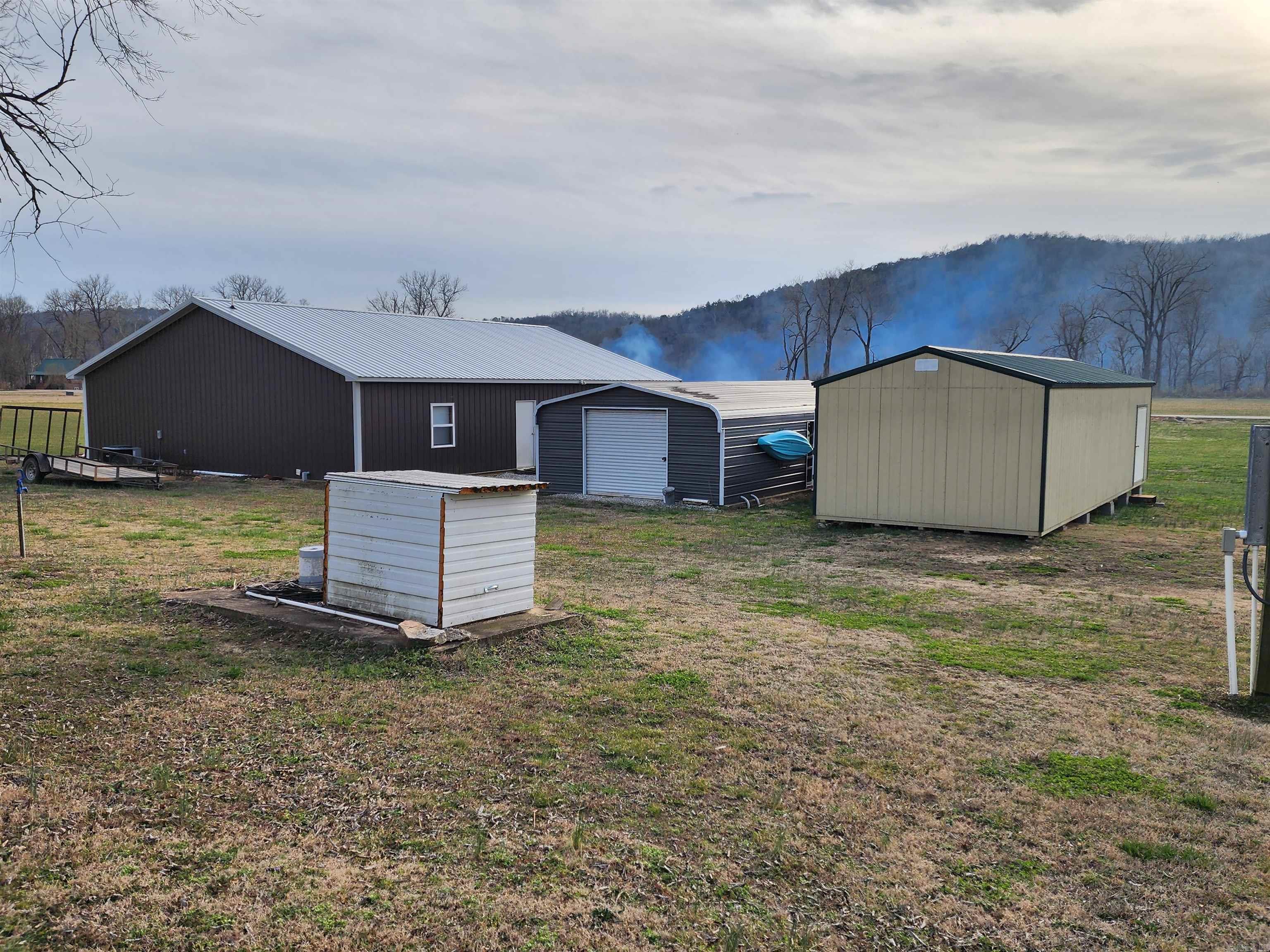 Photo 3 - Residential for sale – 333  Manor   Melbourne, AR