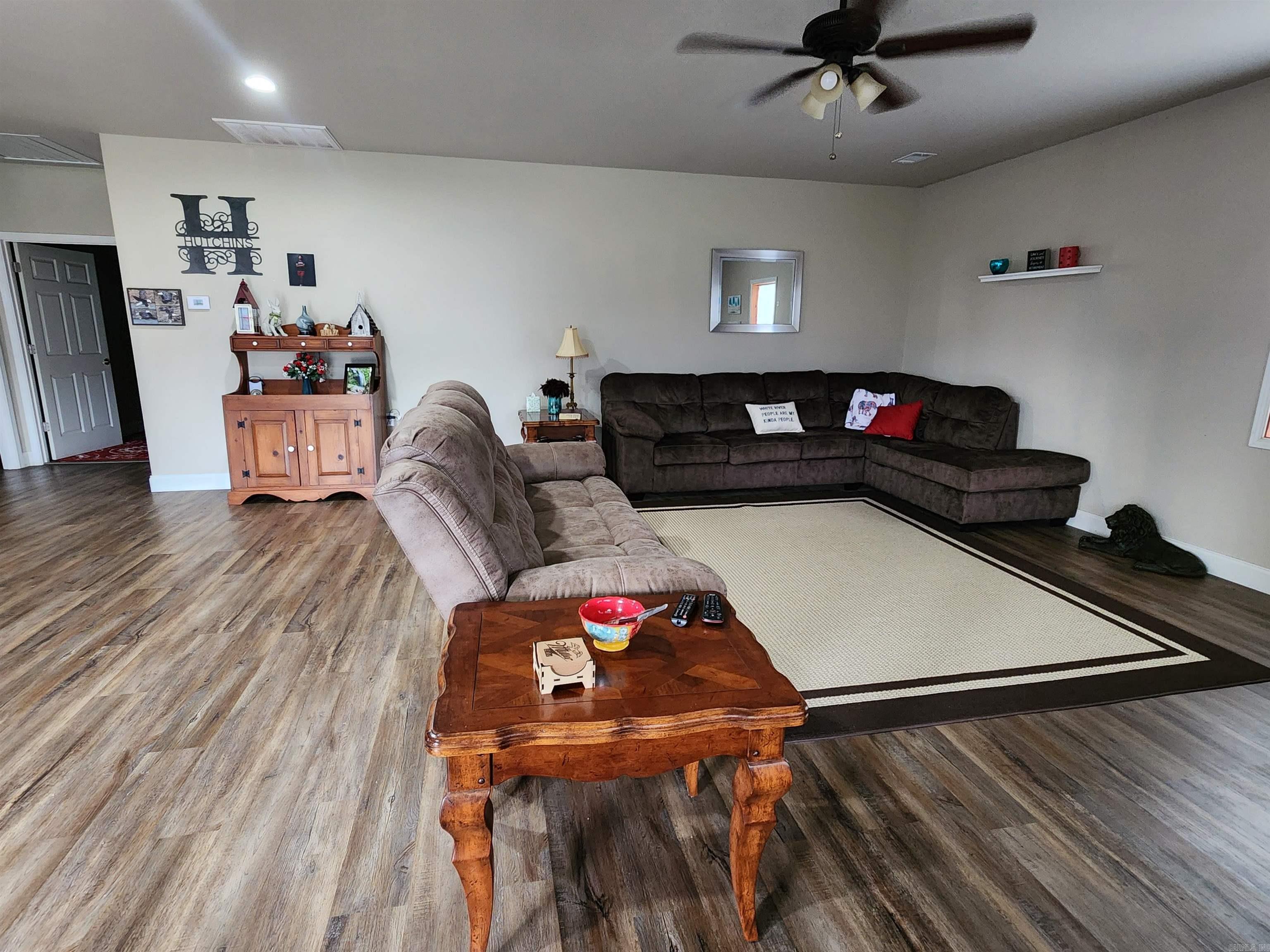 Photo 6 - Residential for sale – 333  Manor   Melbourne, AR