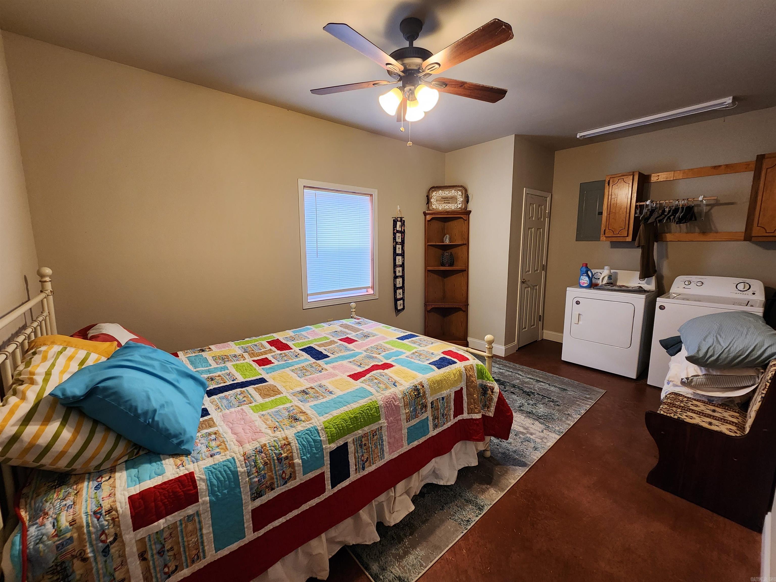 Photo 9 - Residential for sale – 333  Manor   Melbourne, AR