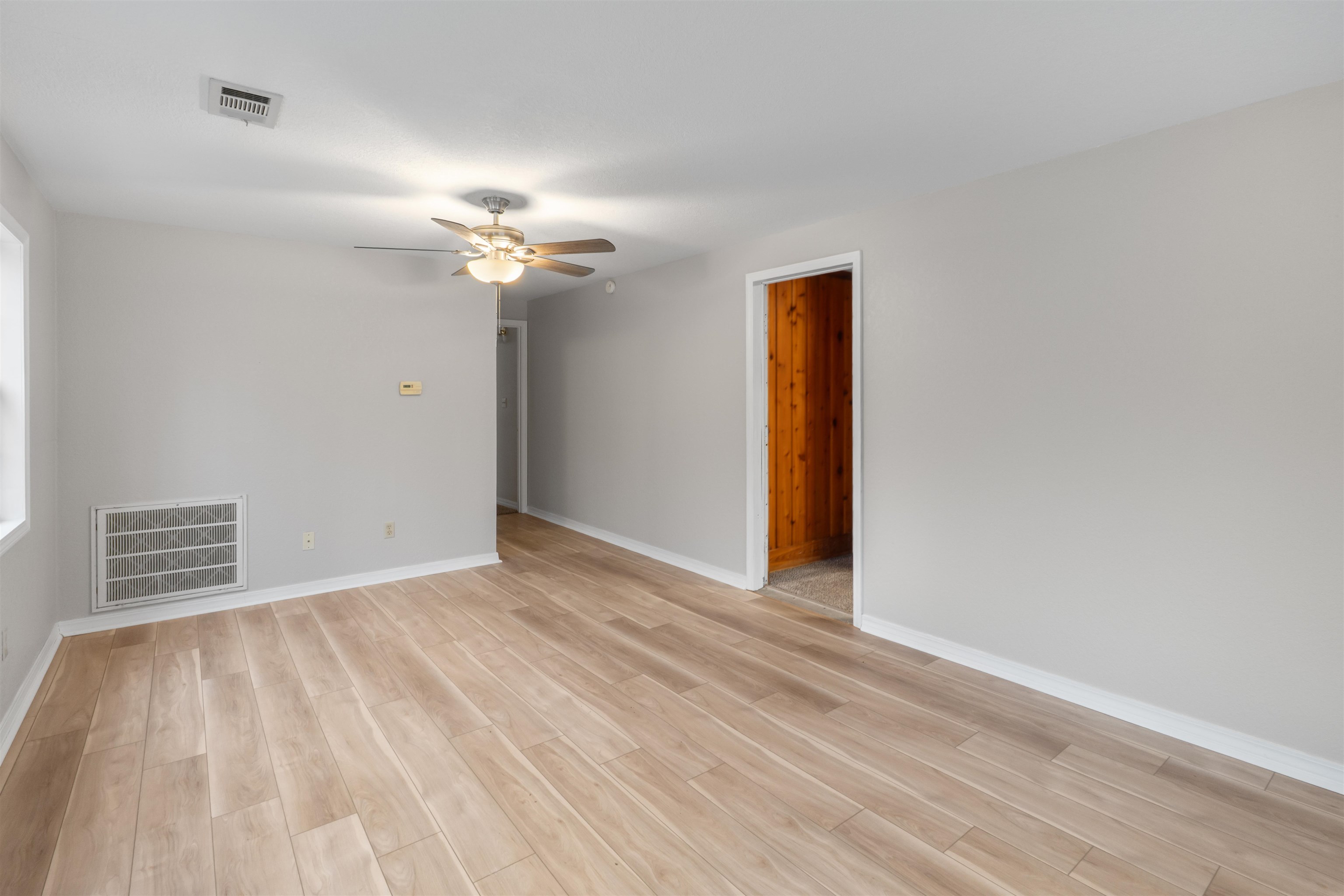 Photo 7 - Residential for sale – 1105  Prairie Drive   Horseshoe Bend, AR