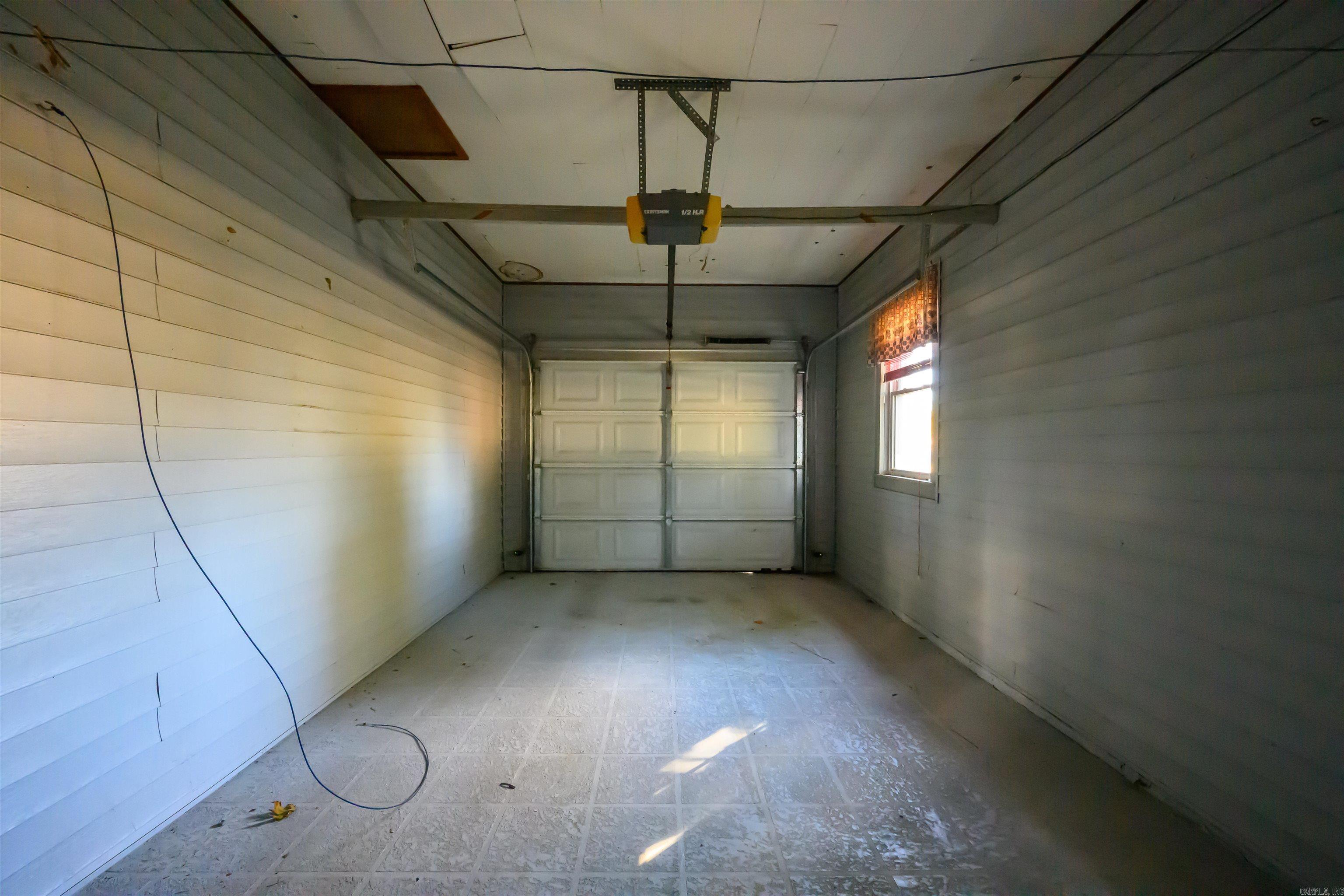 Photo 27 - Residential for sale – 515 E Center   Cave City, AR