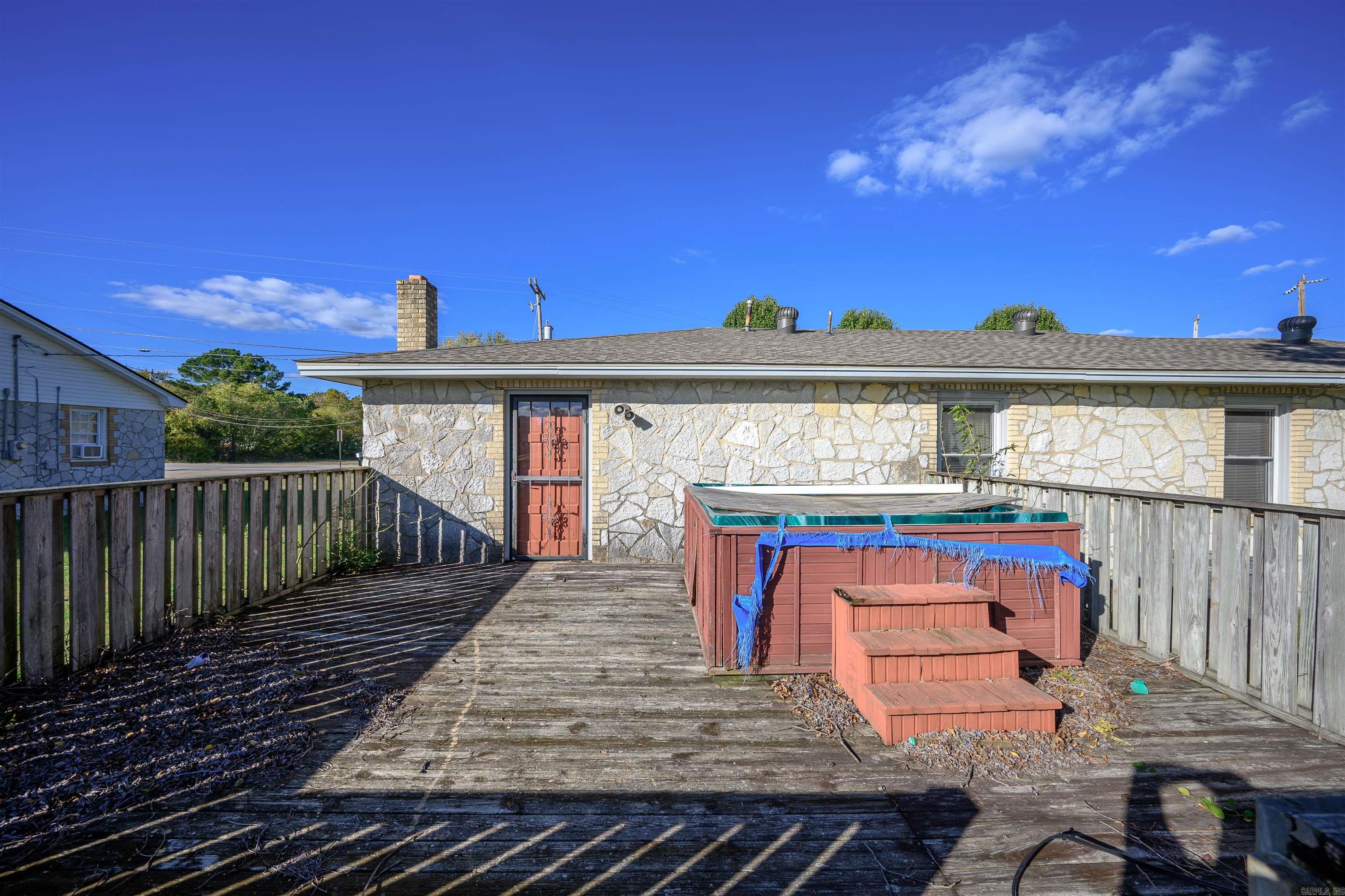 Photo 29 - Residential for sale – 515 E Center   Cave City, AR