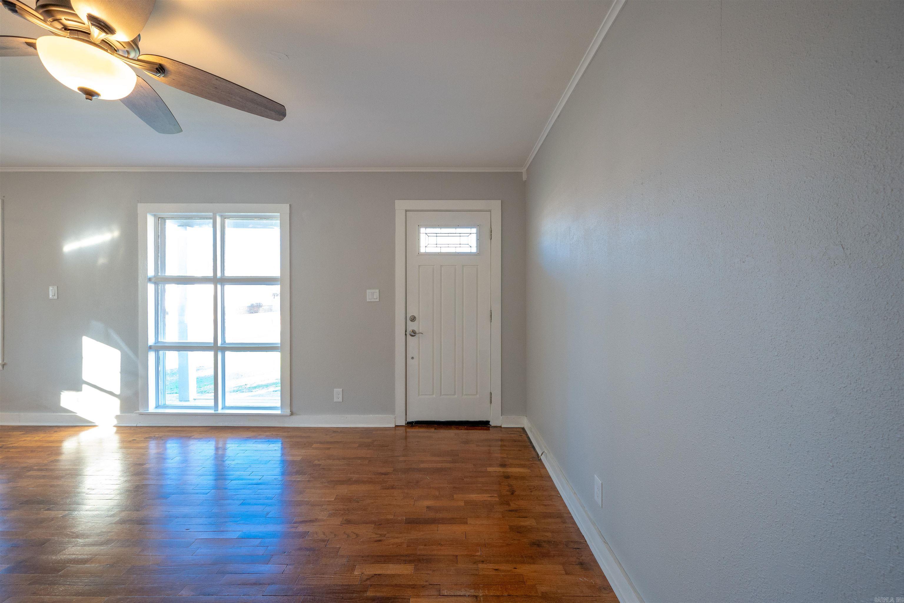 Photo 3 - Residential for sale – 1180  Arch   Batesville, AR