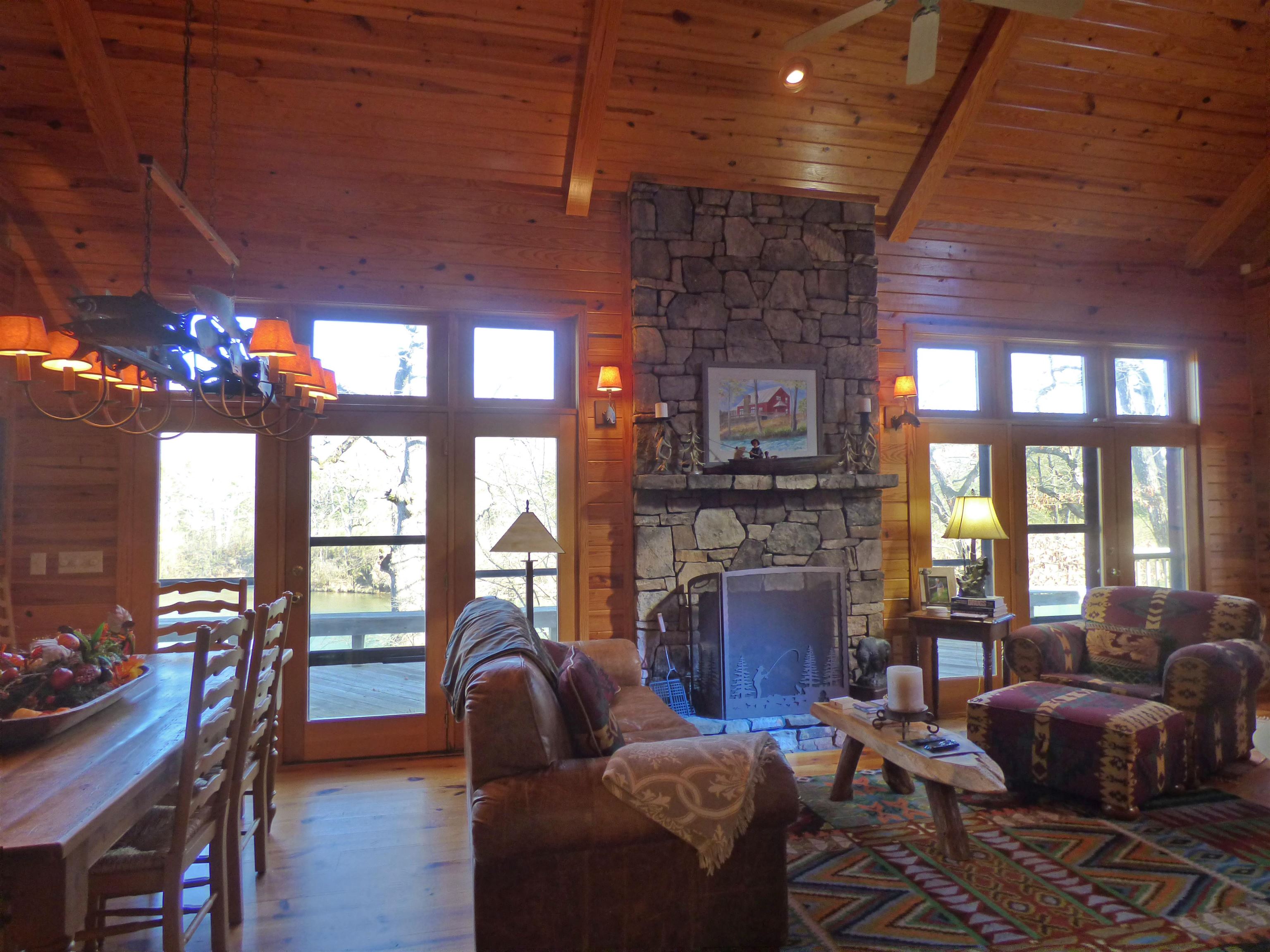 Photo 11 - Residential for sale – 235  Waterside   Mammoth Spring, AR