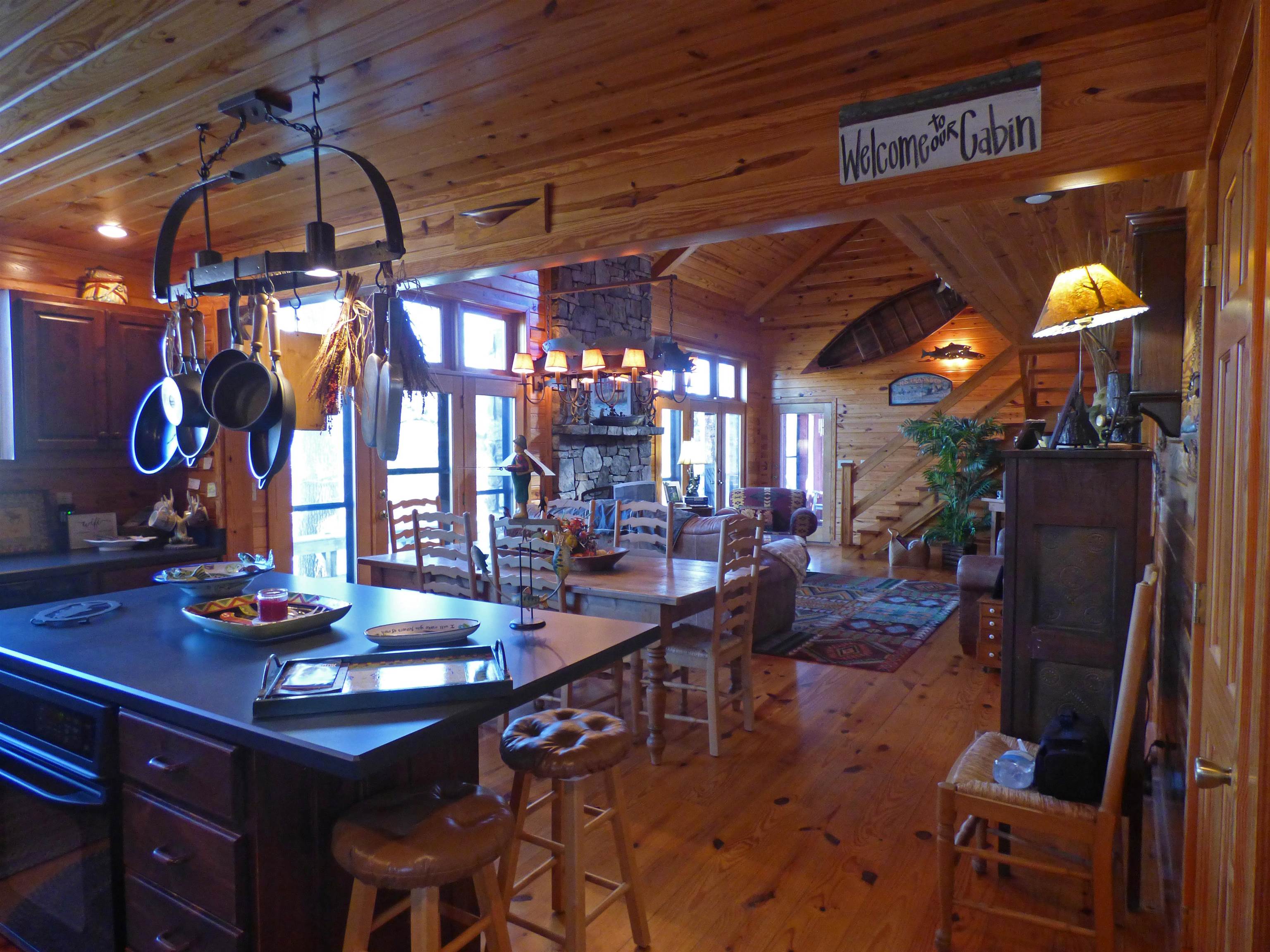 Photo 5 - Residential for sale – 235  Waterside   Mammoth Spring, AR