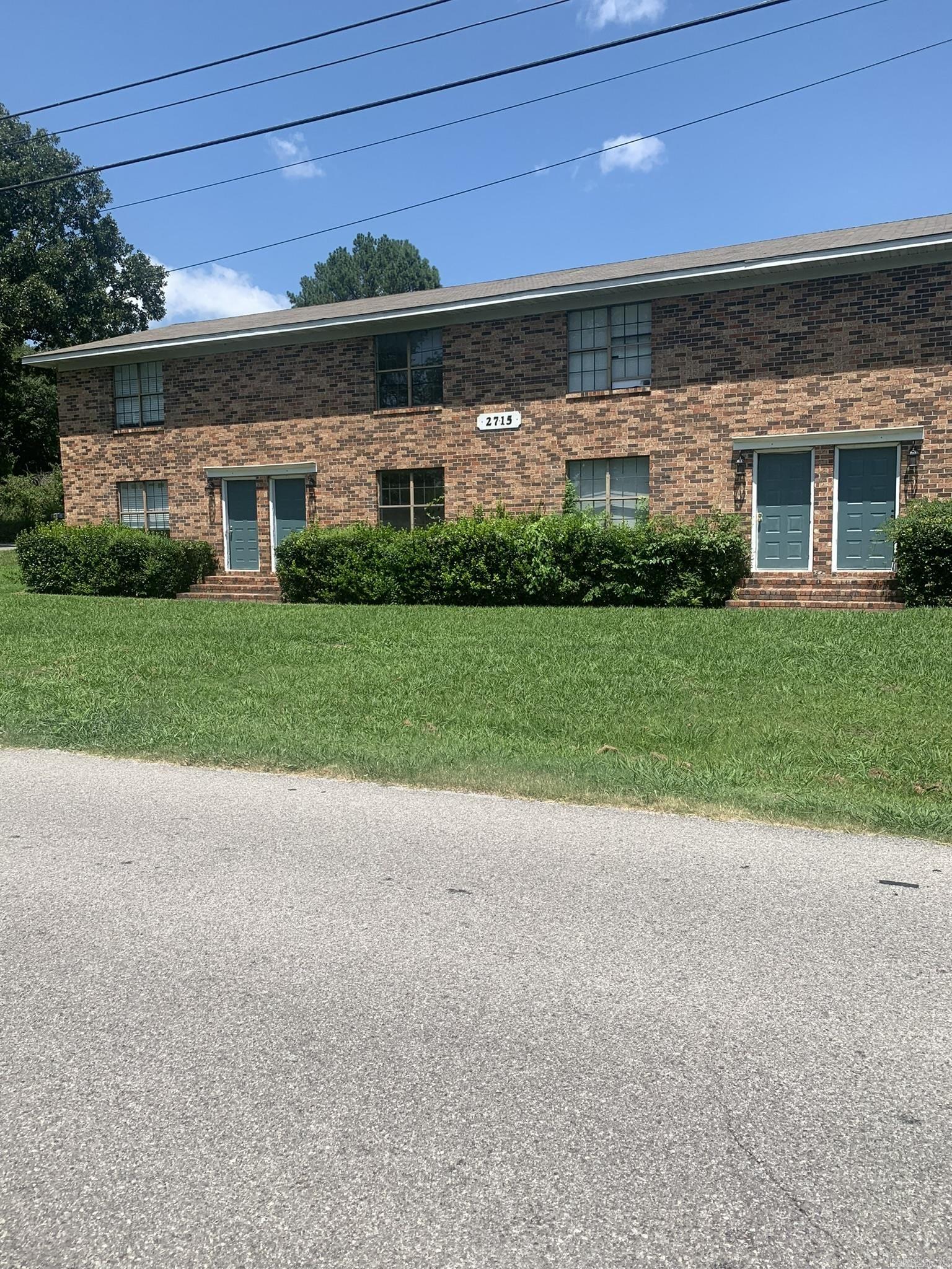 Residential for sale – 2715  Neeley  A-D Batesville, AR