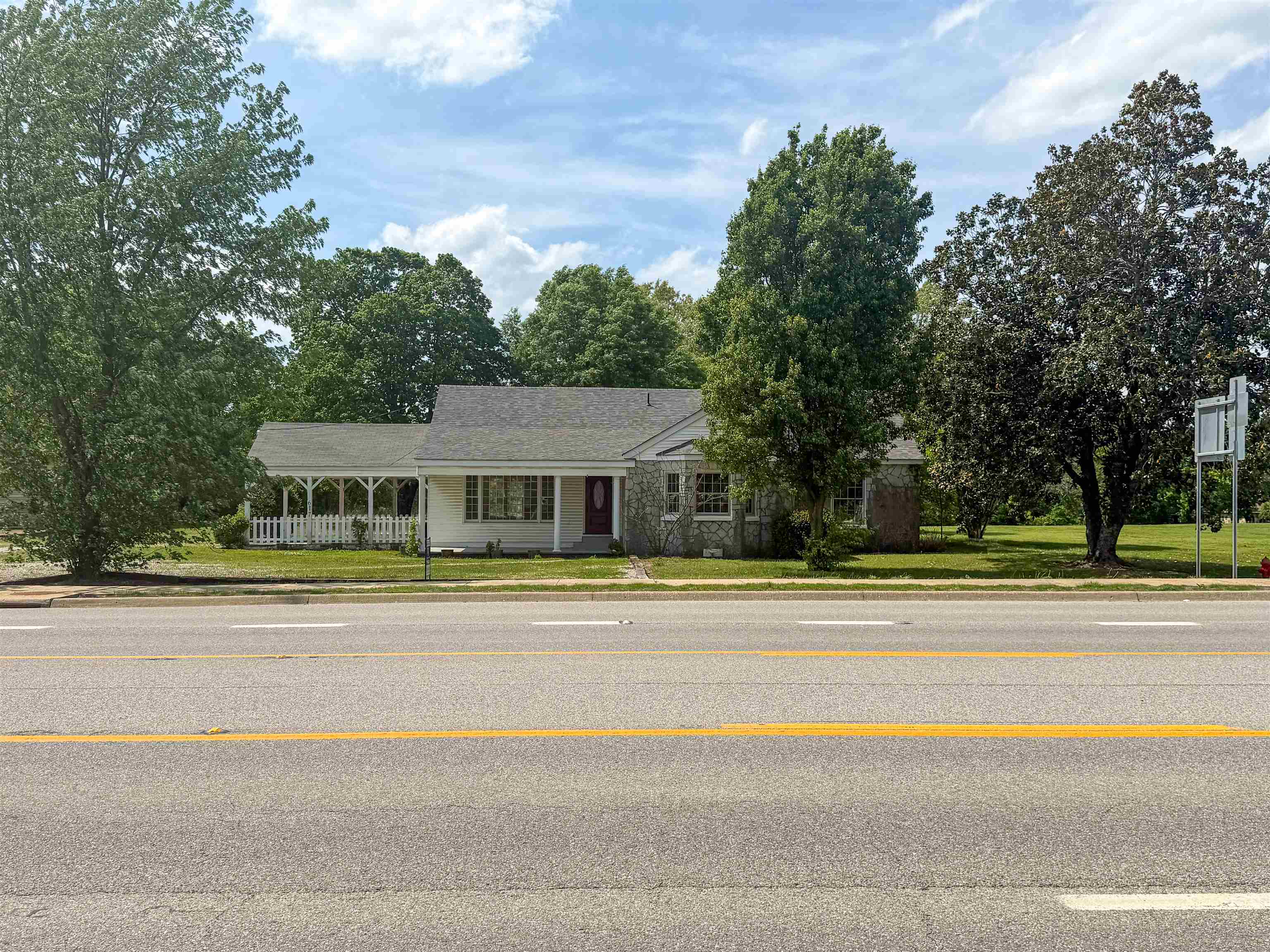 Photo 3 - Residential for sale – 617  Ash Flat   Ash Flat, AR