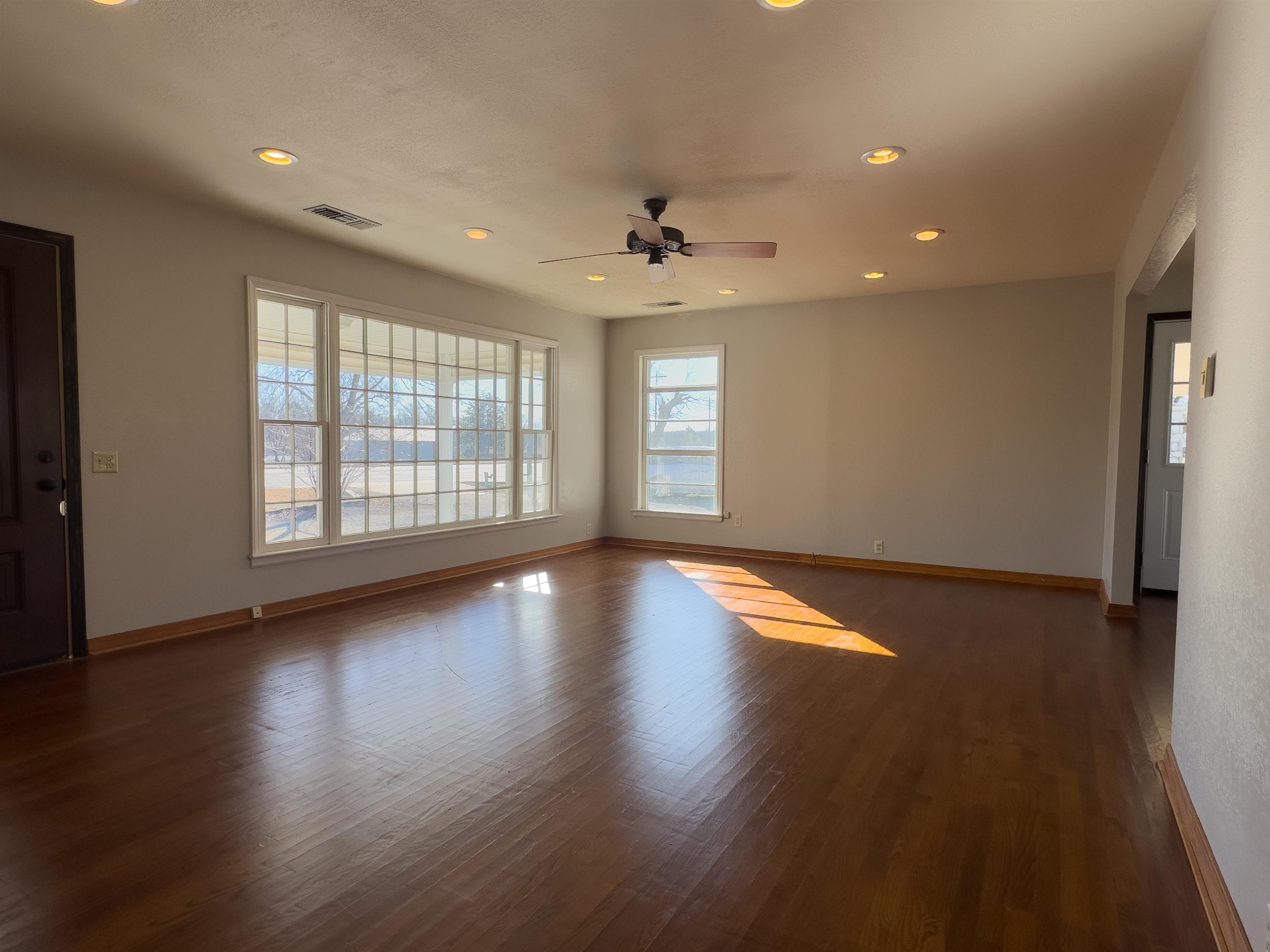 Photo 3 - Residential for sale – 617  Ash Flat   Ash Flat, AR