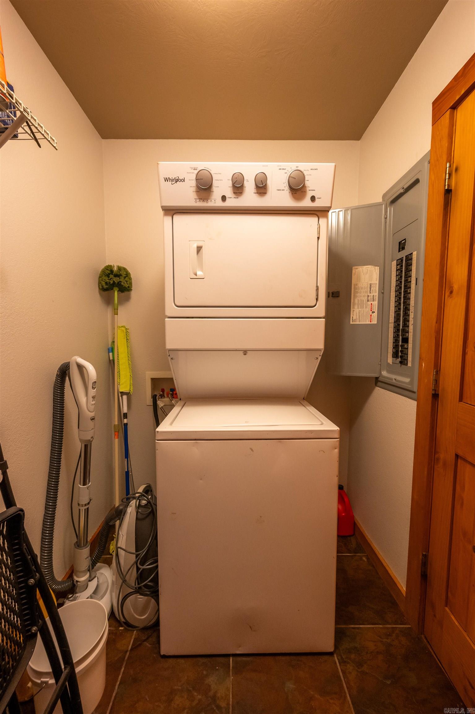 Photo 14 - Residential for sale – 103  Tyler   Melbourne, AR