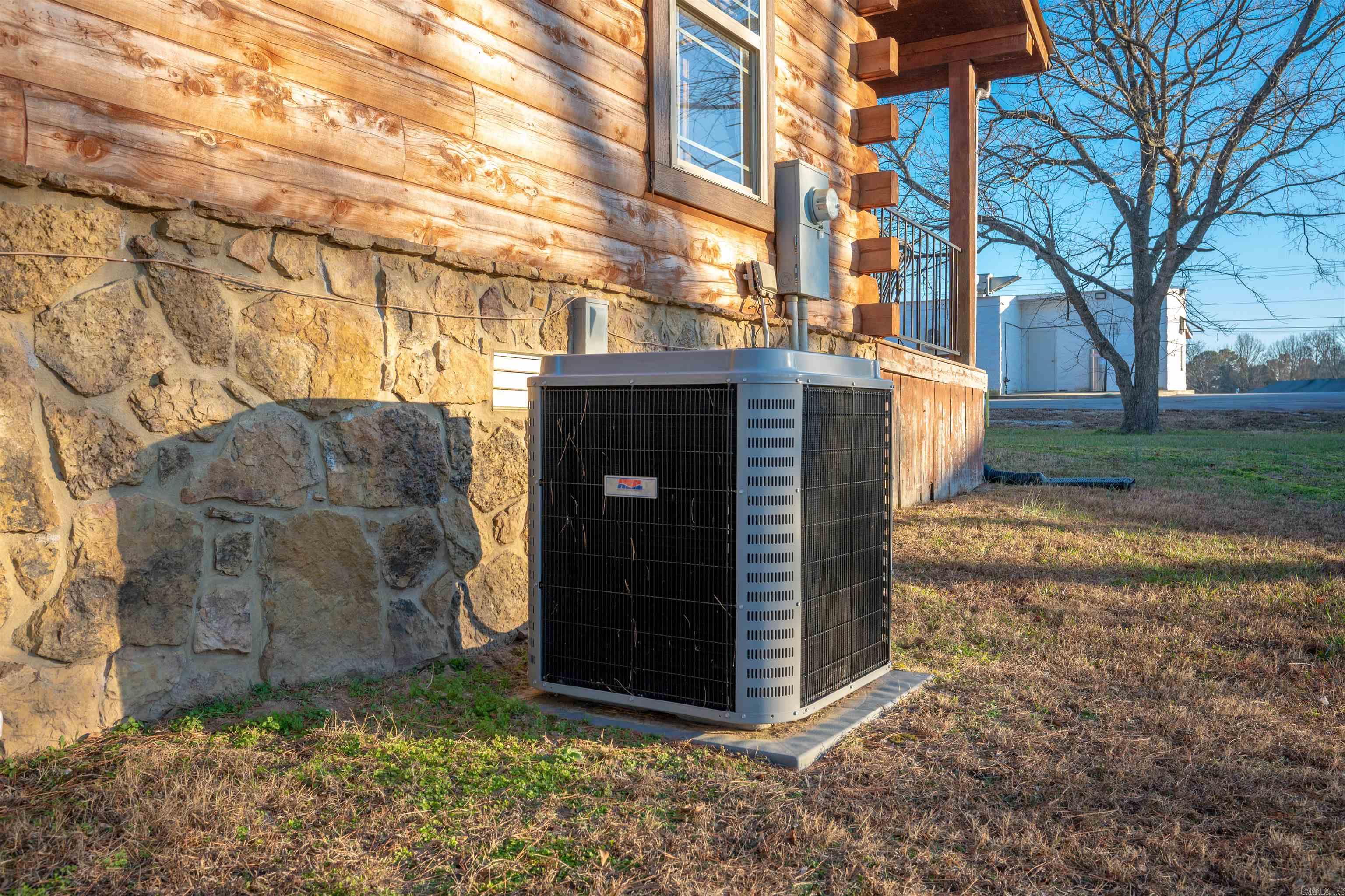 Photo 19 - Residential for sale – 103  Tyler   Melbourne, AR