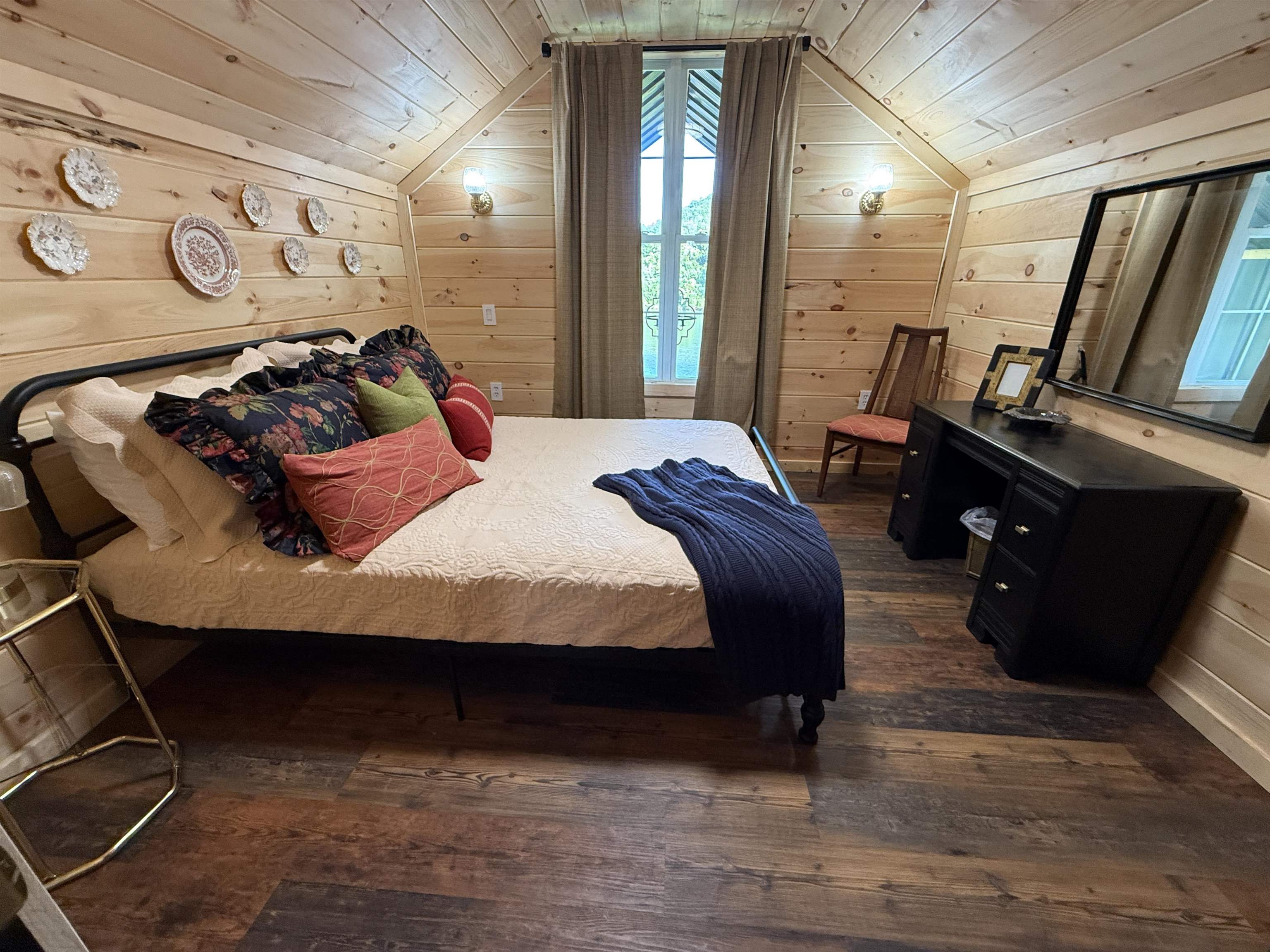 Photo 16 - Residential for sale – 75 E Schoolhouse Hollow Road   Mountain View, AR