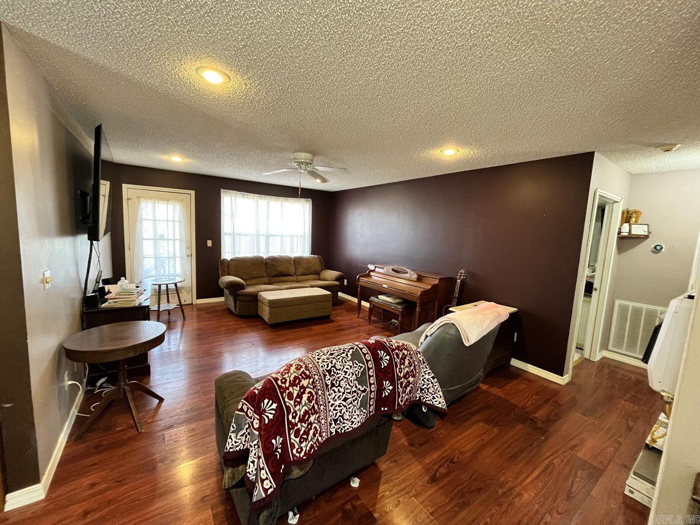 Photo 8 - Residential for sale – 750  Melton   Batesville, AR