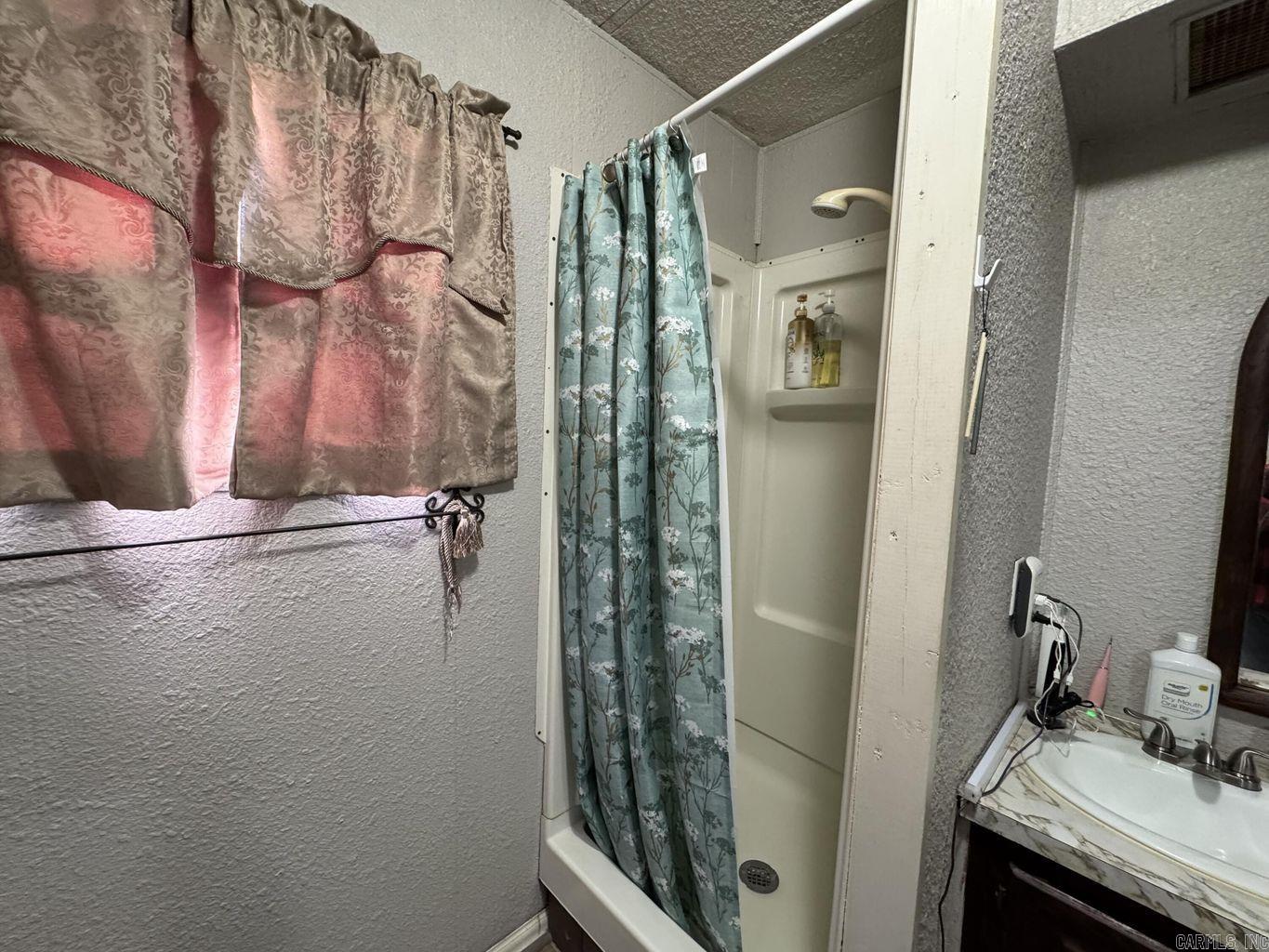 Photo 23 - Residential for sale – 1209  Hawk   Horseshoe Bend, AR