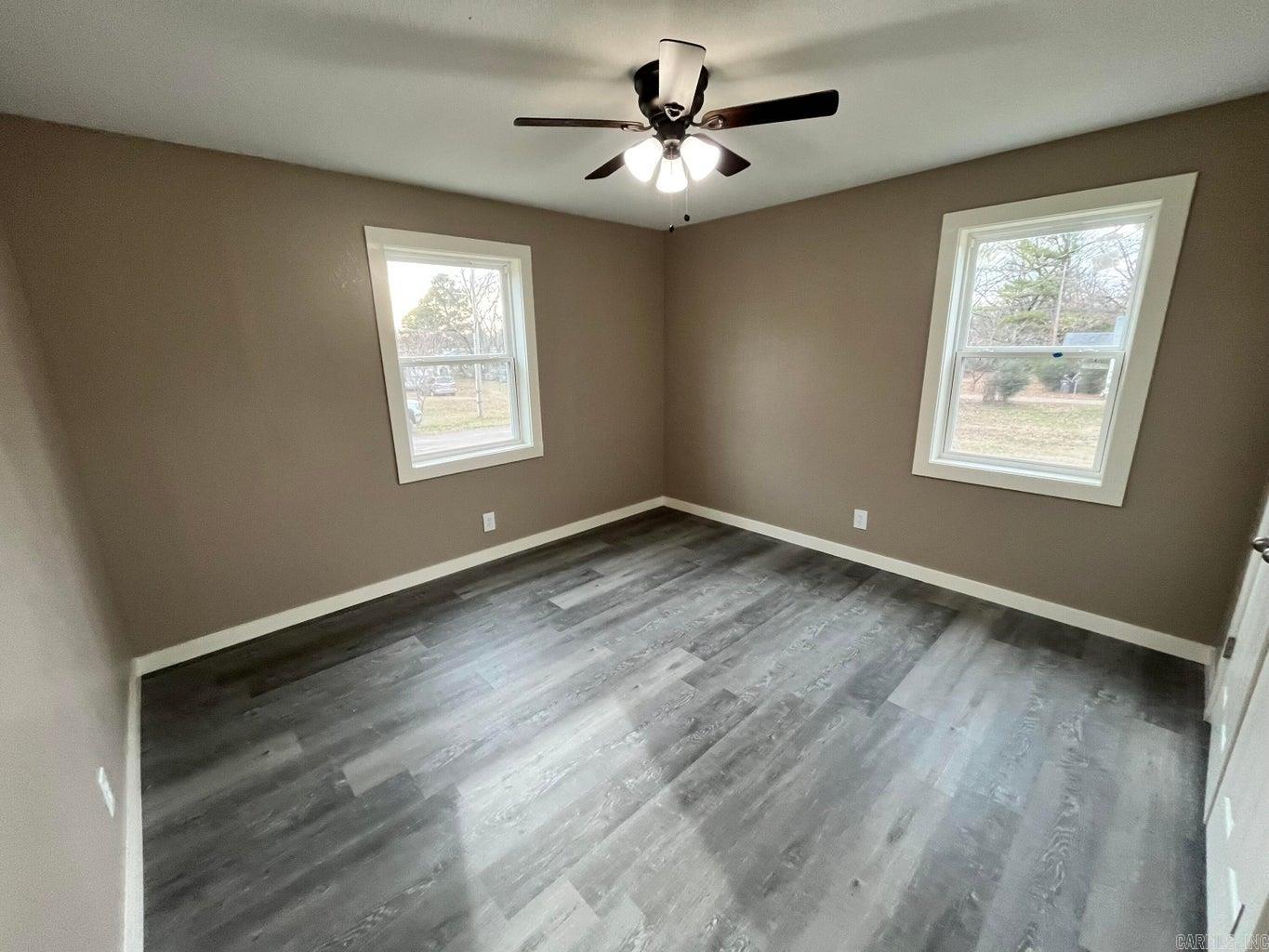 Photo 12 - Residential for sale – 110 W 7th   Newark, AR